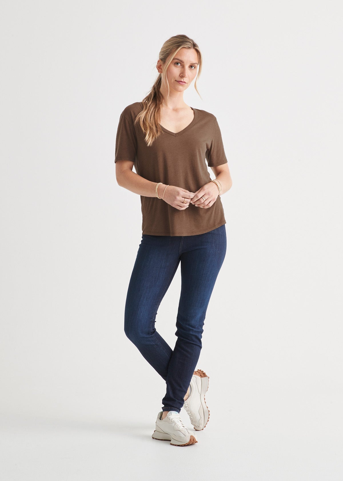 womens brown soft lightweight v-neck t-shirt full body