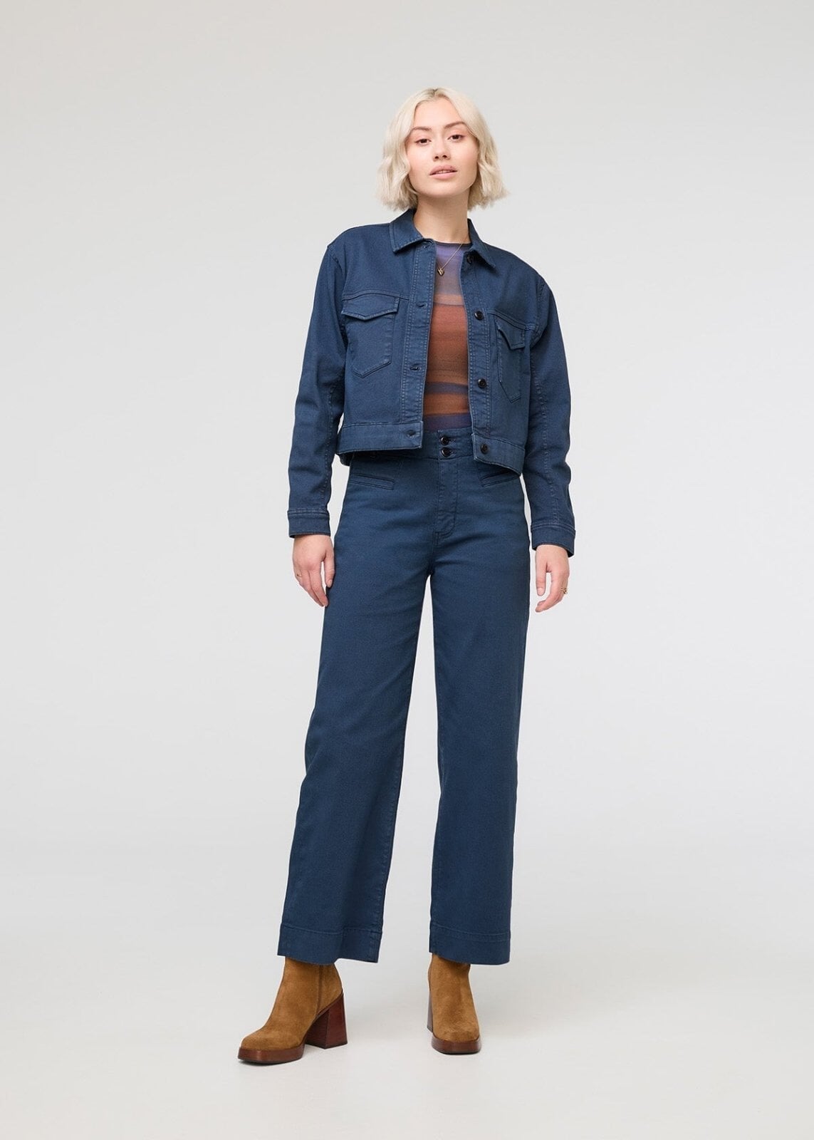 womens navy cotton trucker jacket full body