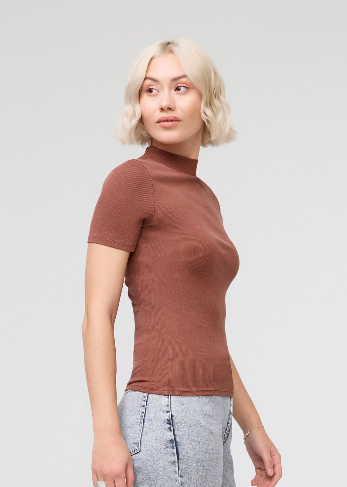 womens rust pima cotton mock neck t-shirt side