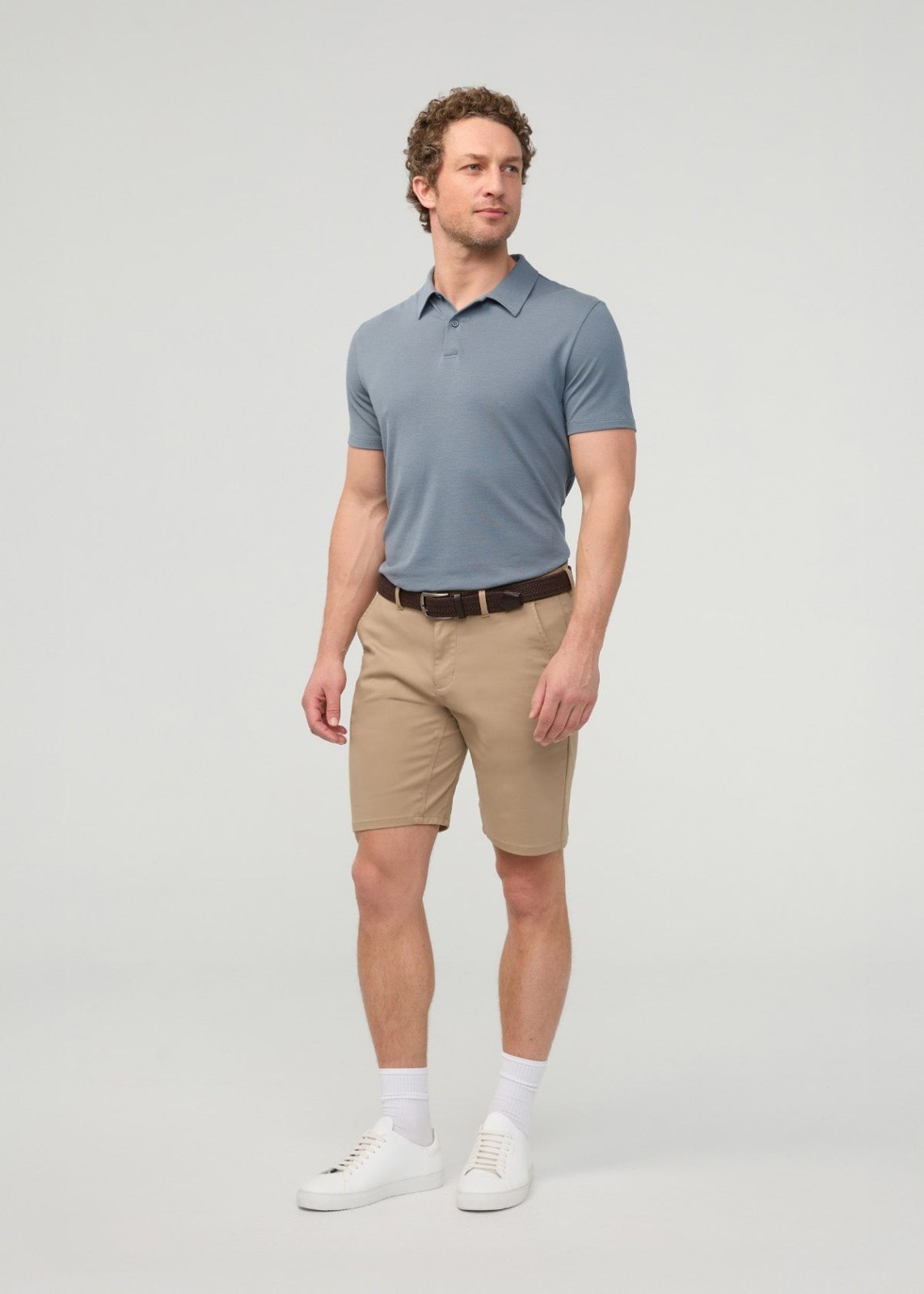 Men’s Desert Khaki Stretch Hybrid Golf Short full body
