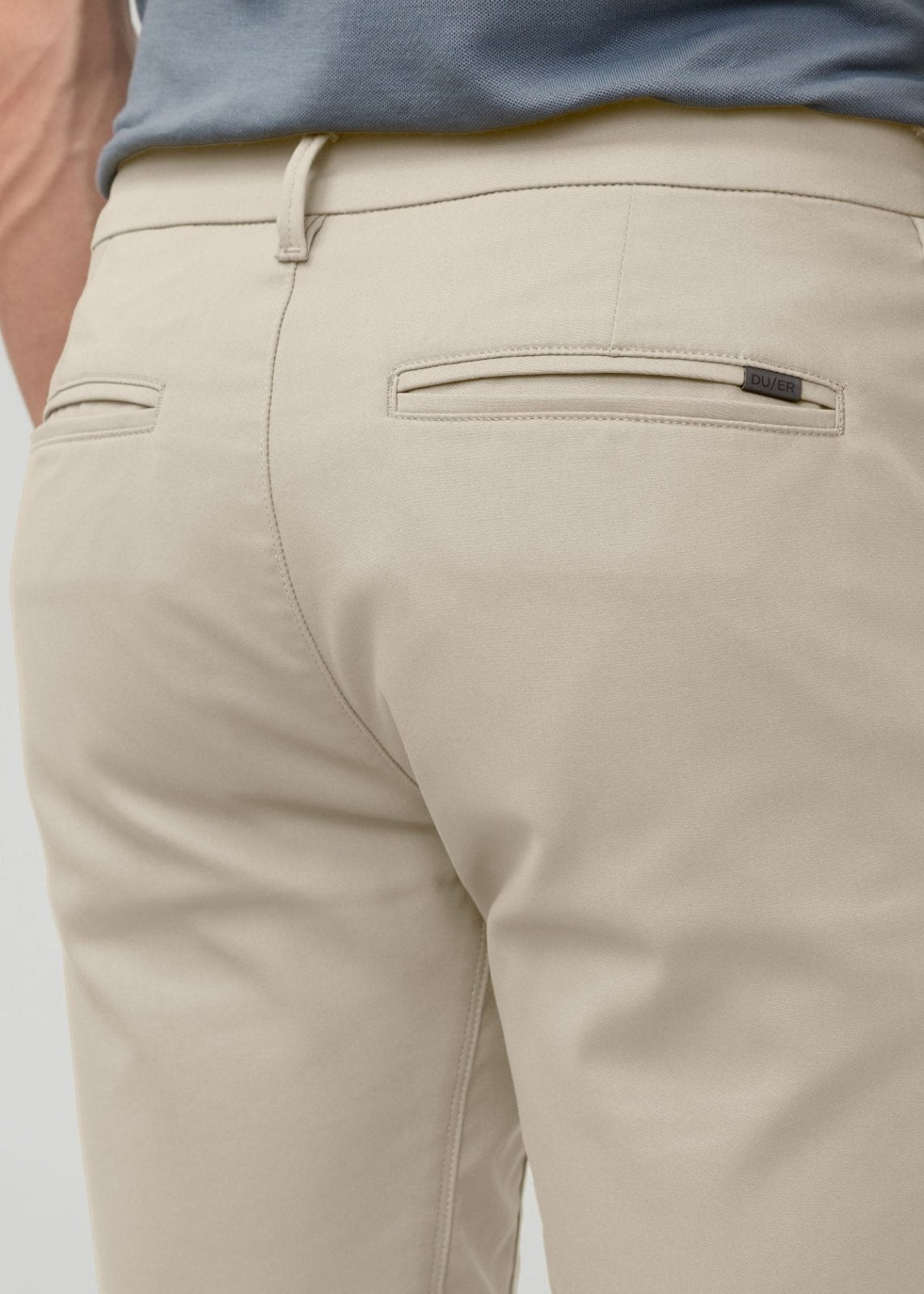 Men’s Sandstone Stretch Hybrid Golf Short back pocket