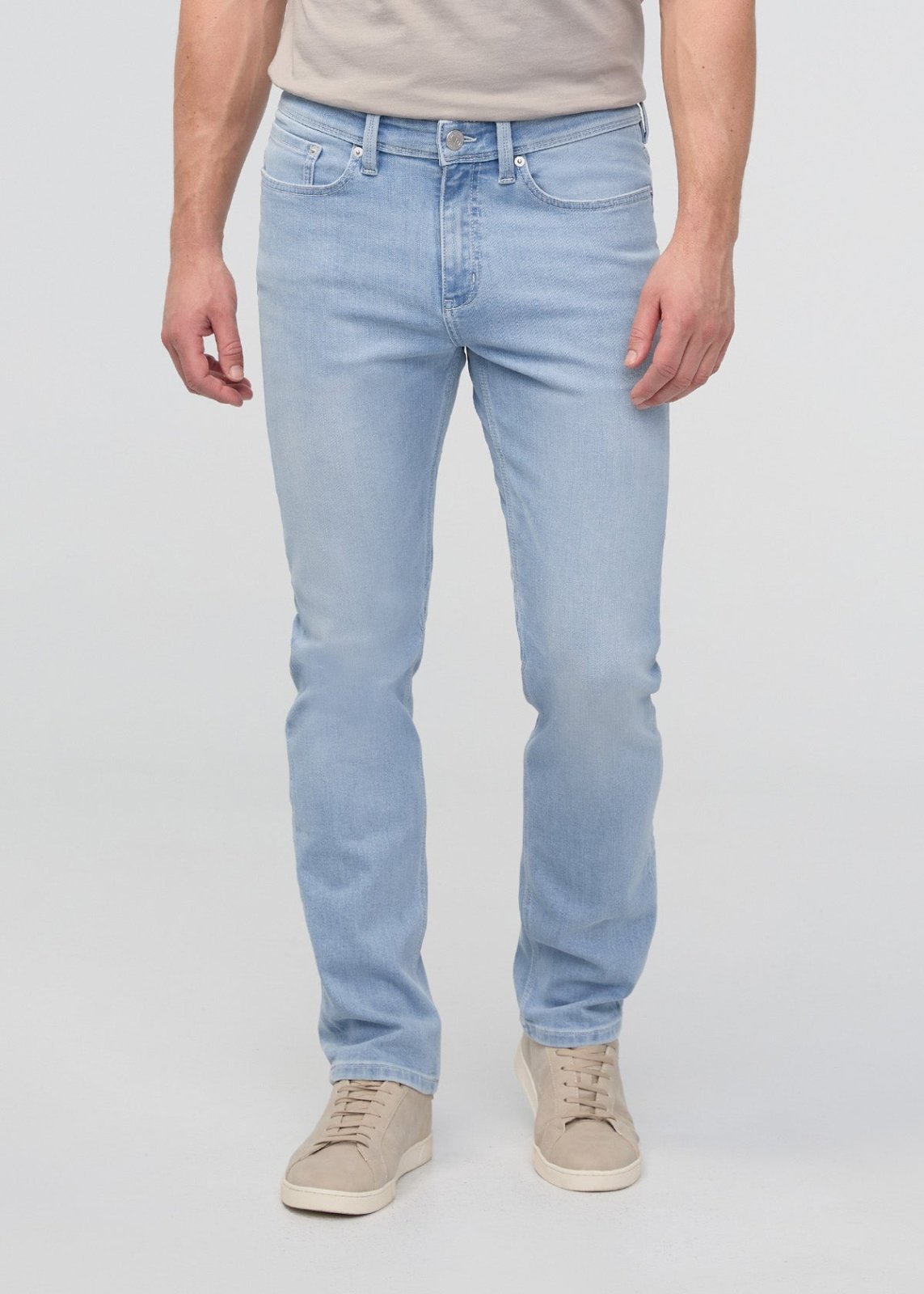 Men's Relaxed Straight Fit Stretch Jeans