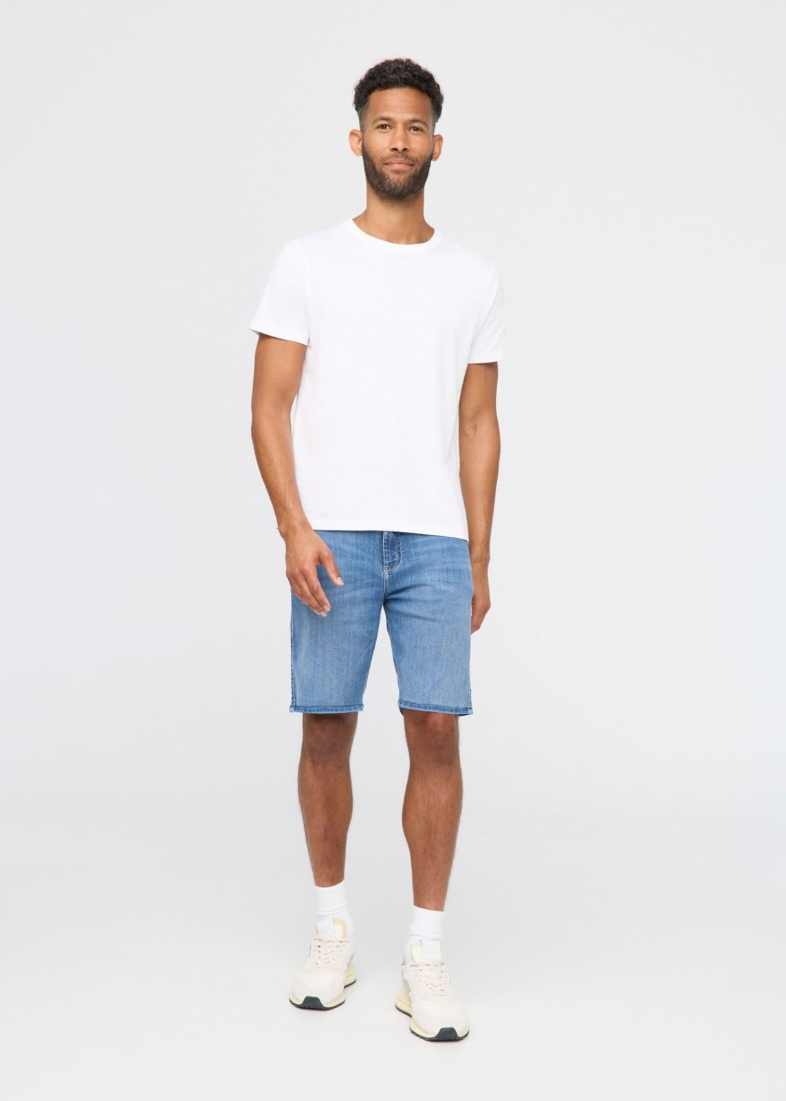 Denim Shorts Men's Outfits With Blue Shorts Jean Shorts