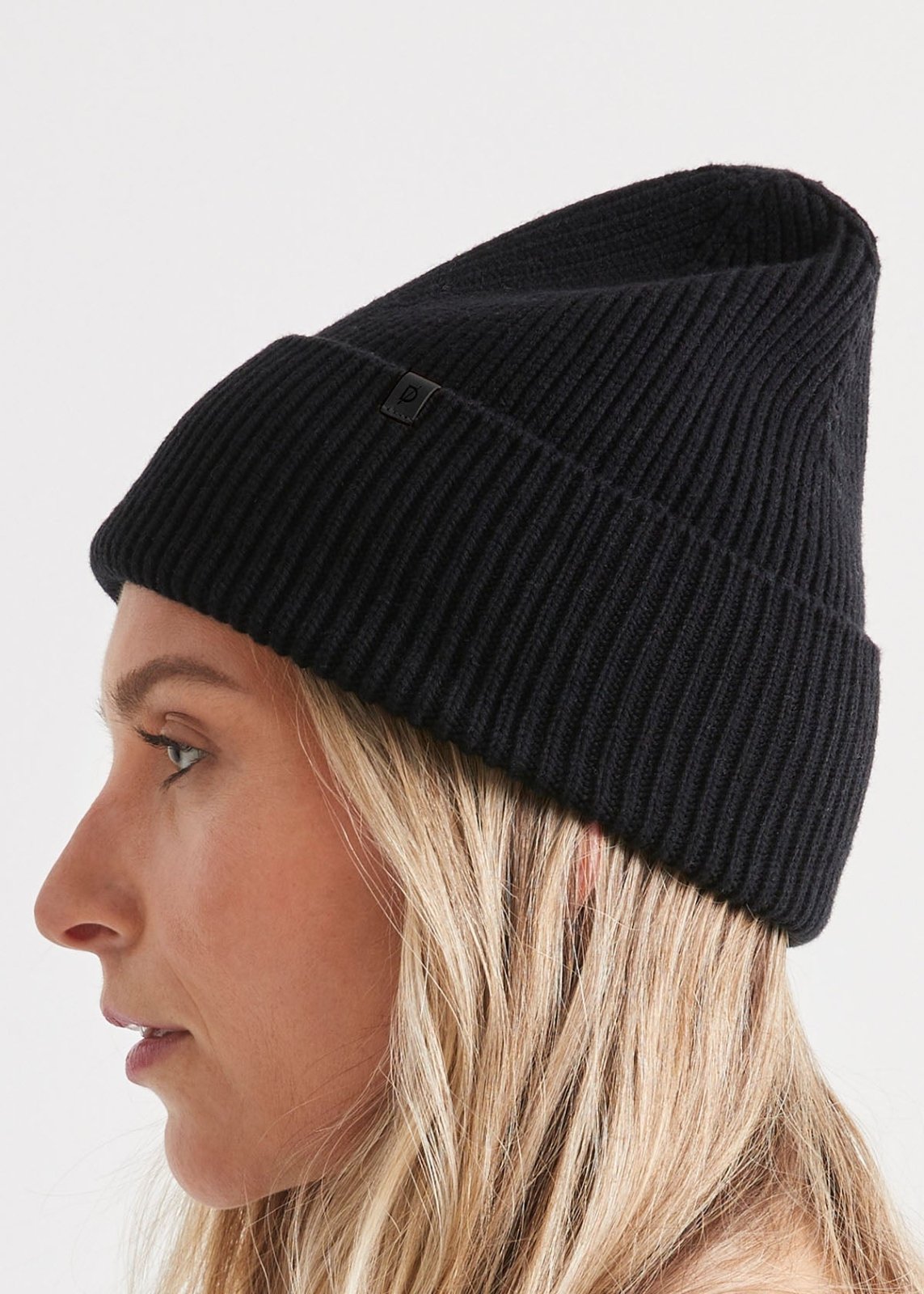 Merino Wool Beanie - Black