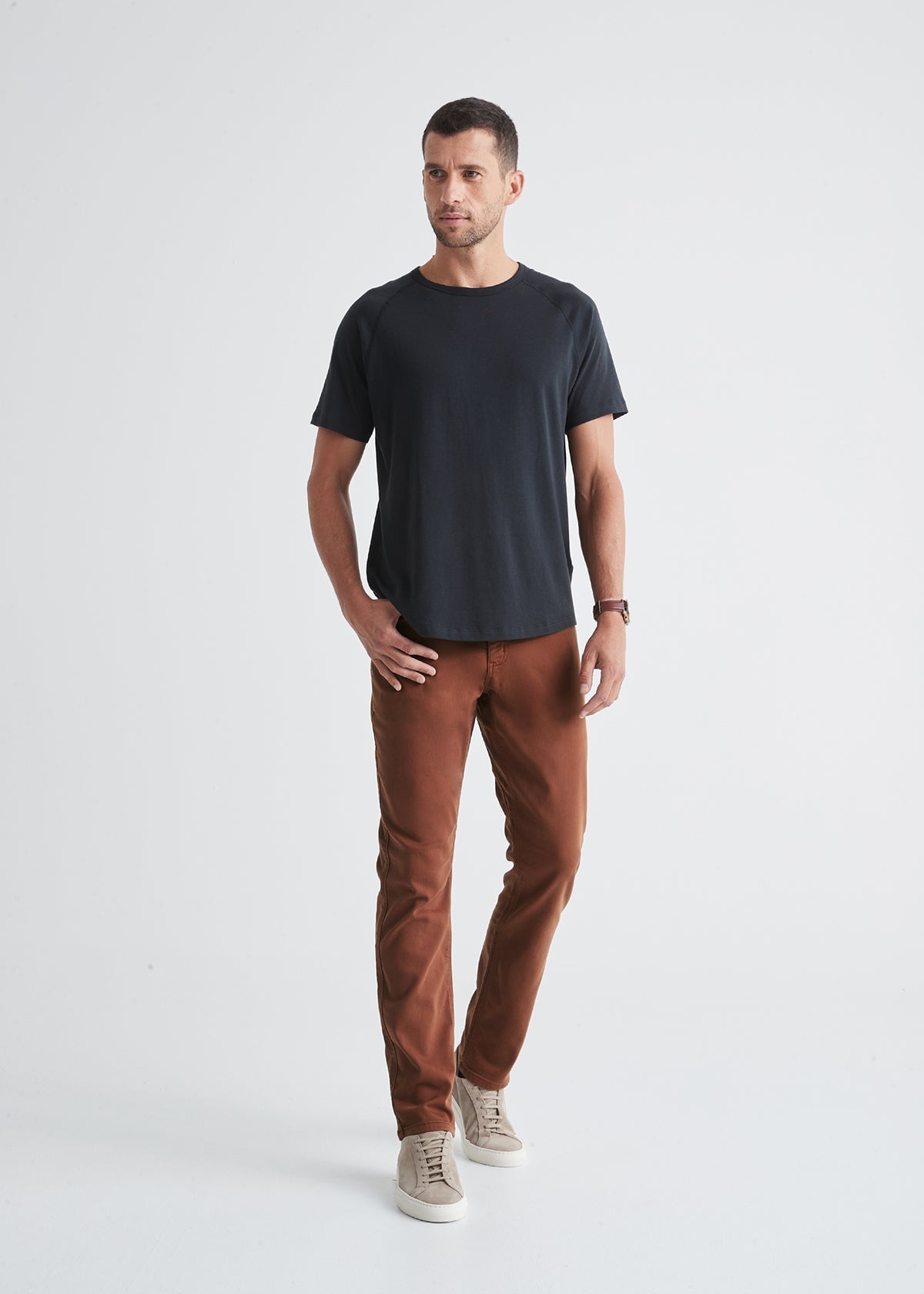 mens red-brown relaxed fit dress sweatpant full body