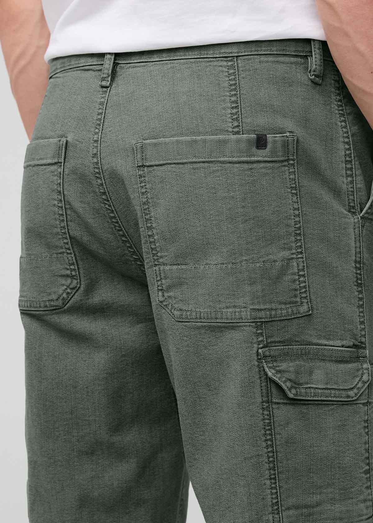 Men's Black Spruce 7 Pocket Stretch Canvas Pants back pocket detail