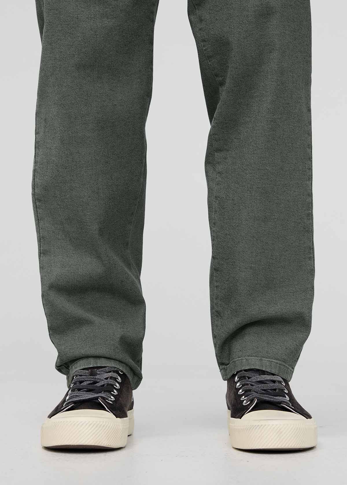 Men's Black Spruce Stretch Canvas Relaxed Straight Chino ankle