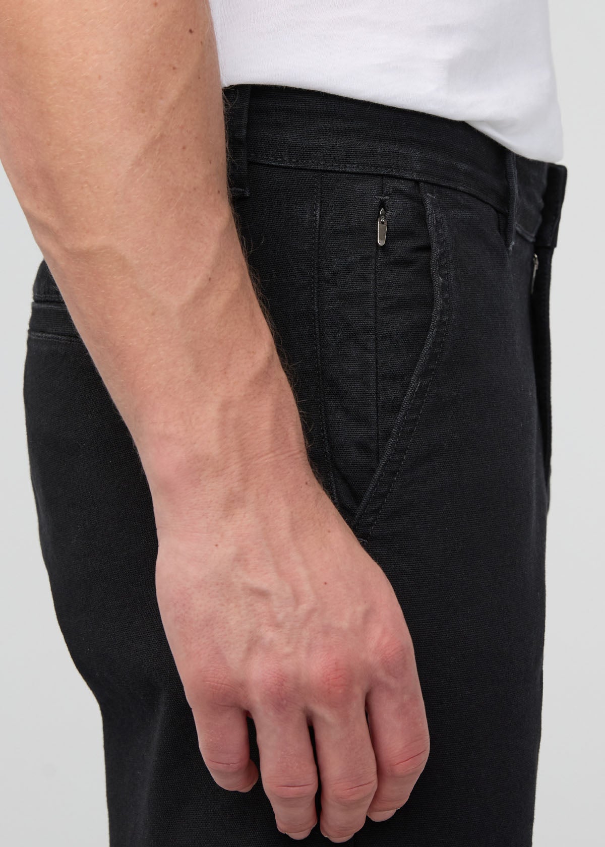 Men's Onyx Stretch Canvas Relaxed Straight Chino Side Pocket