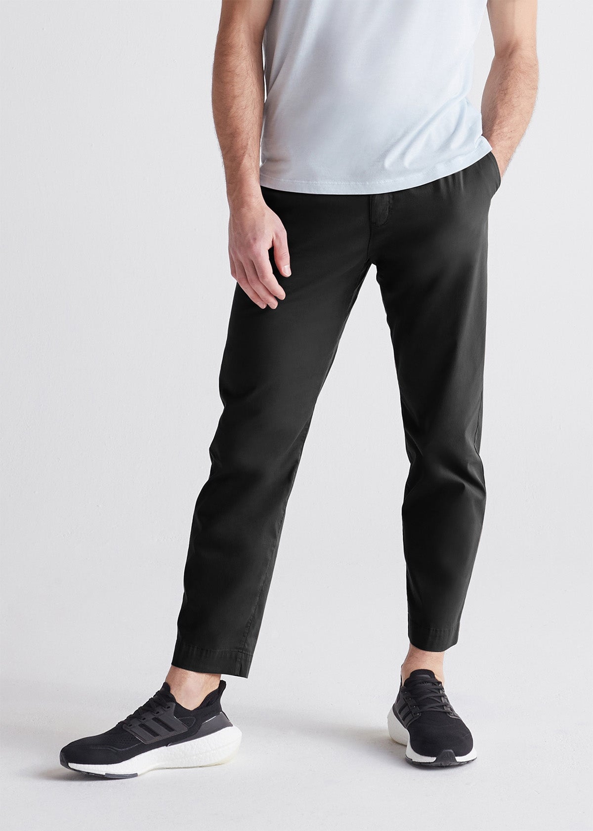Men's Charcoal Relaxed Fit Stretch Dress Pant