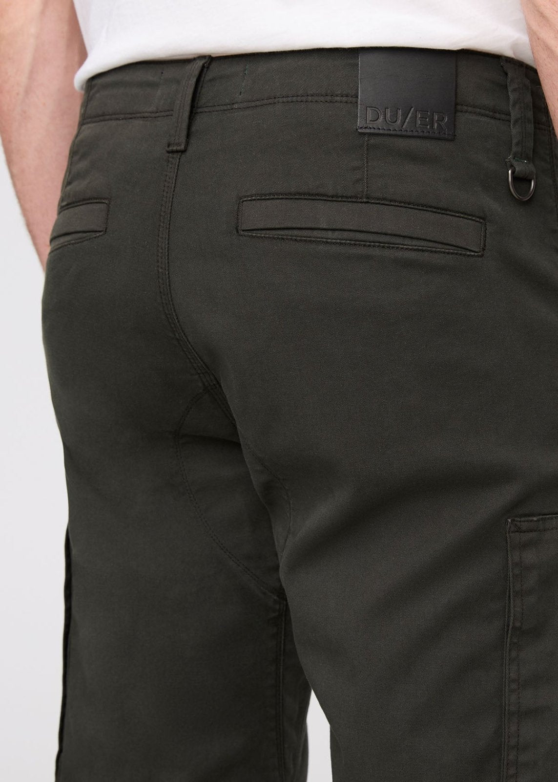 Men's Evergreen Relaxed Water Resistant Cargo Pant Back Detail