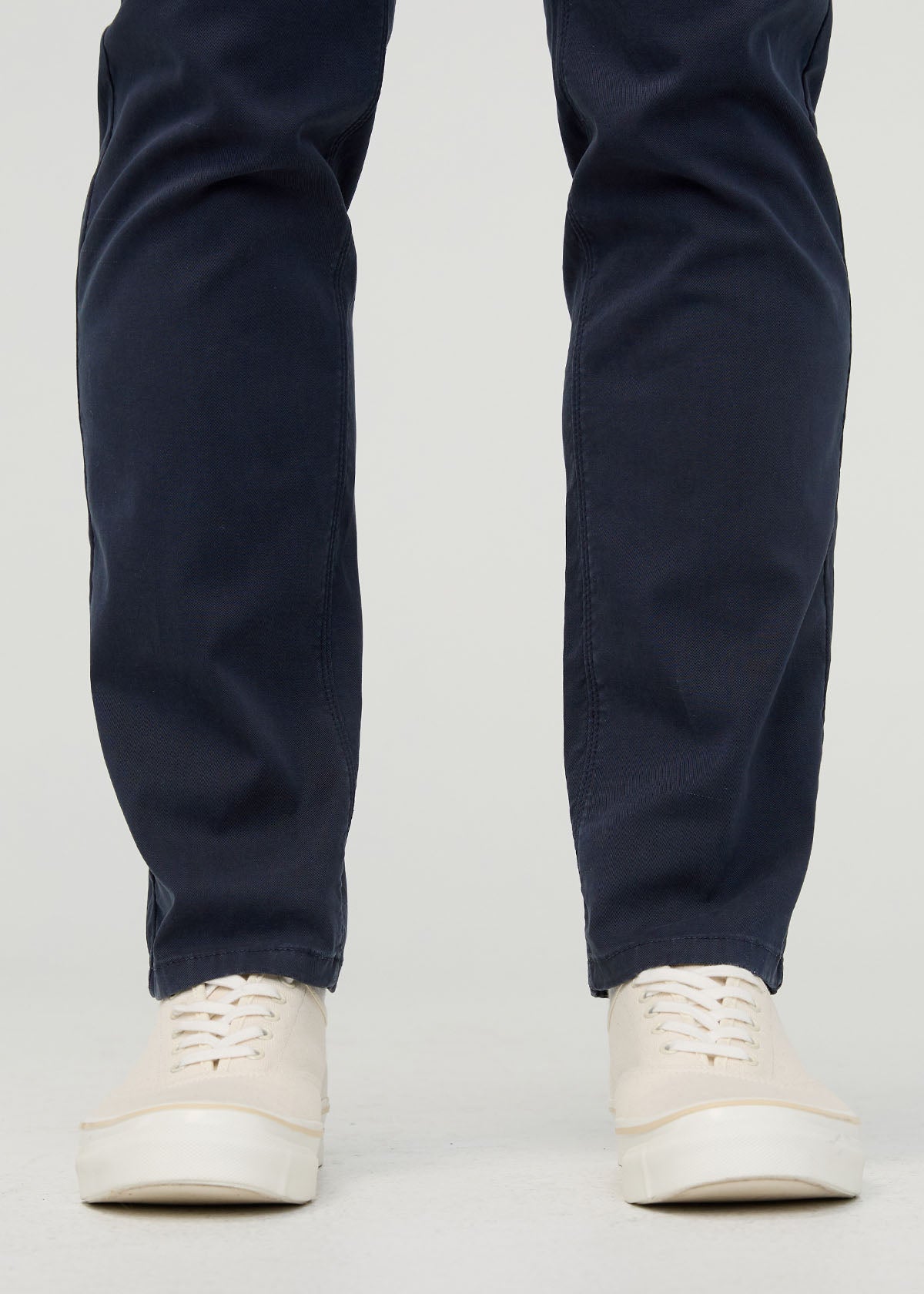 Men's Navy Lightweight Slim Straight Chino Pant front ankle
