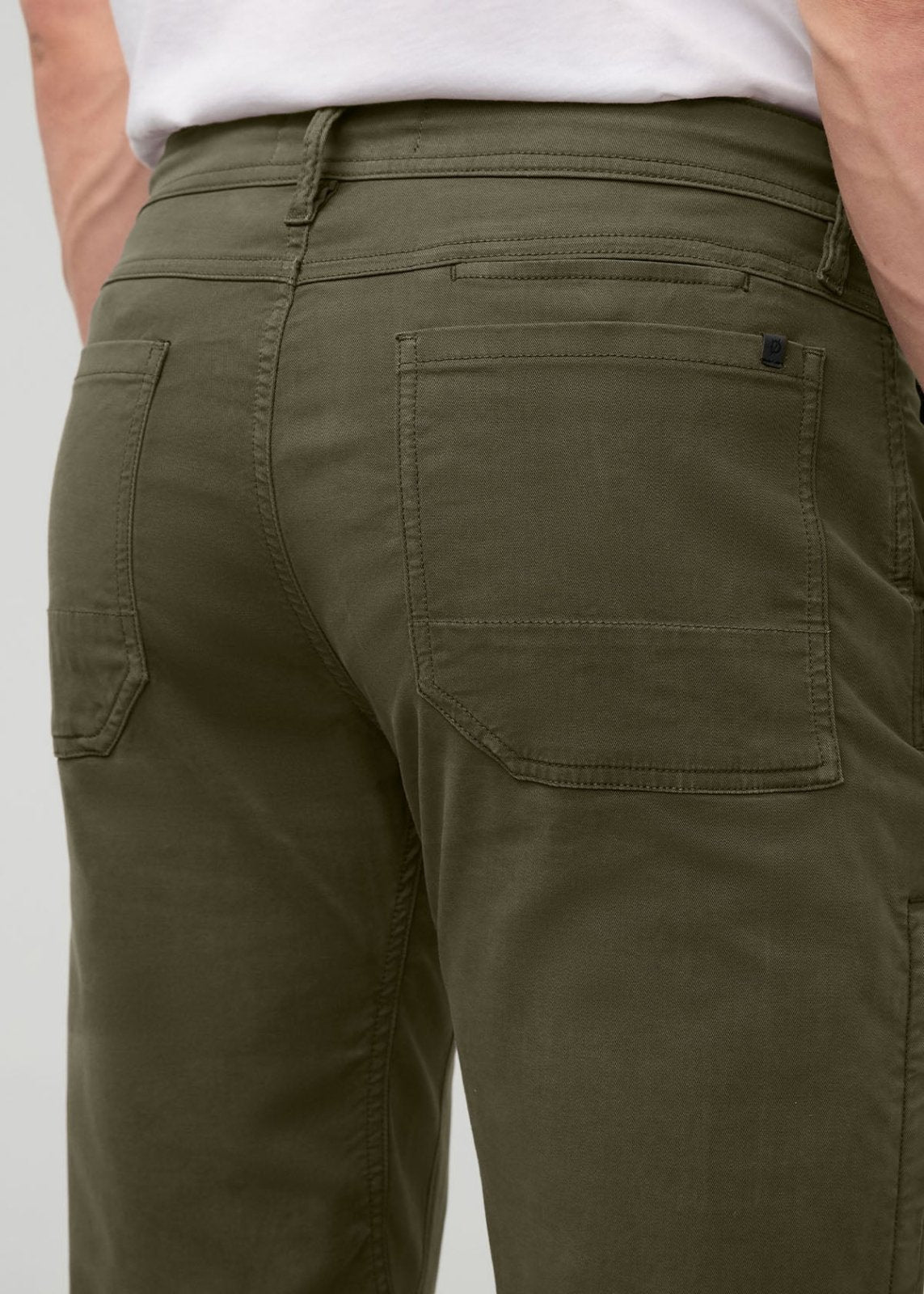 Men's Loden Green Traveller Pant back pocket