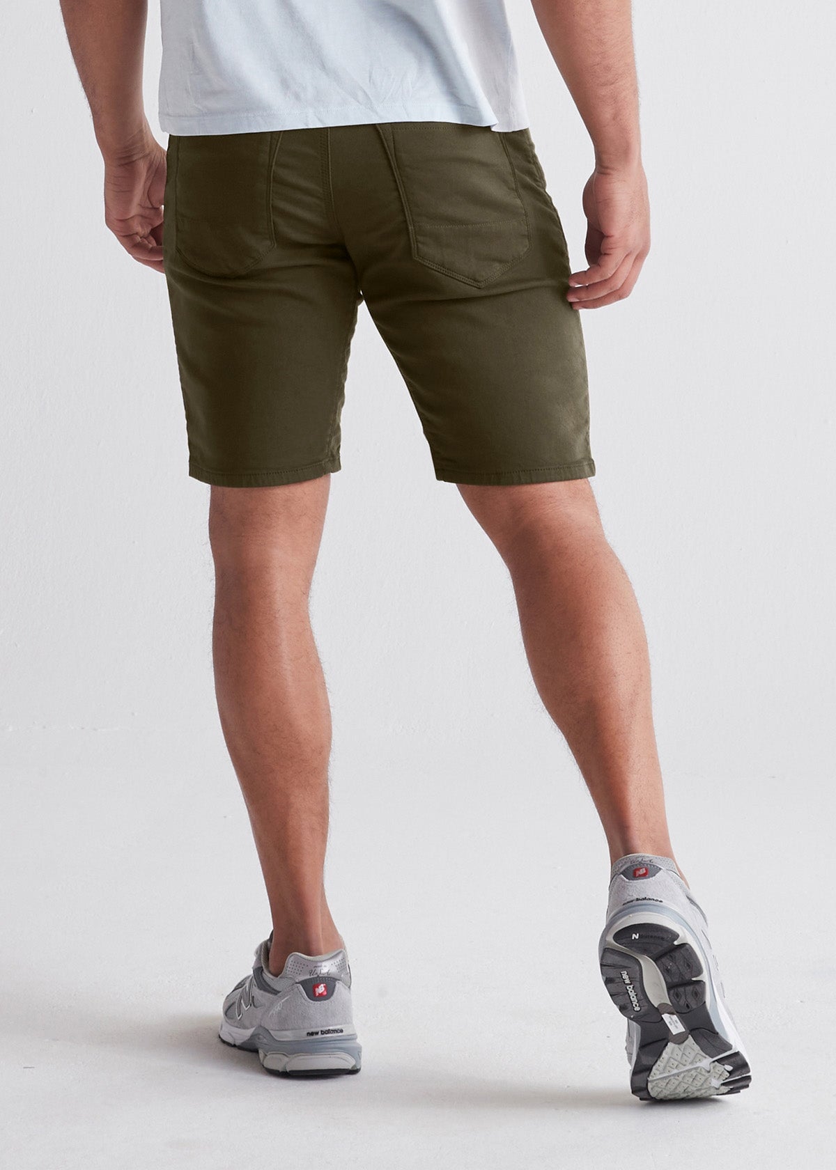 men's army green relaxed fit performance short back
