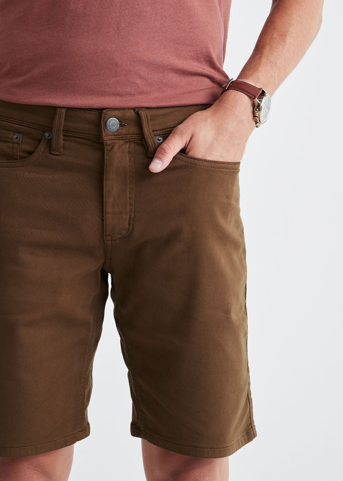 men's brown relaxed fit performance short front waistband detail