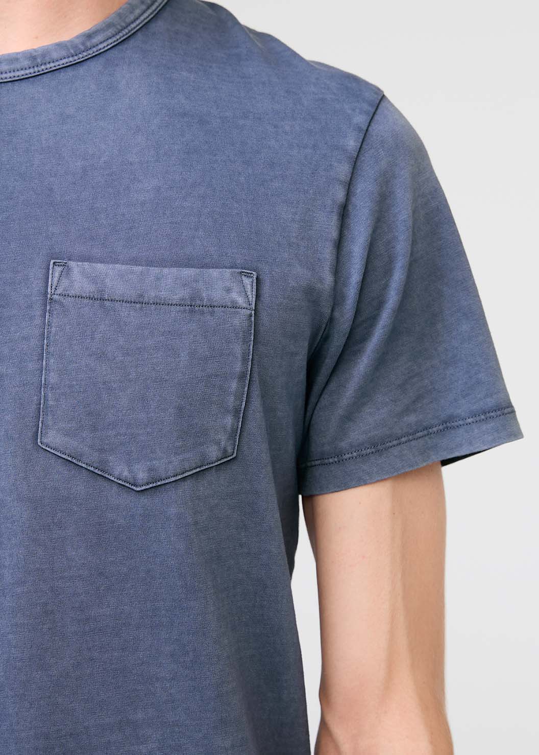 mens pima cotton vintage style blue t-shirt pocket