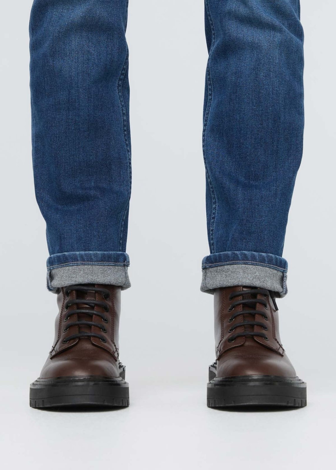 womens blue relaxed fit stretch fleece-lined jeans cuff details