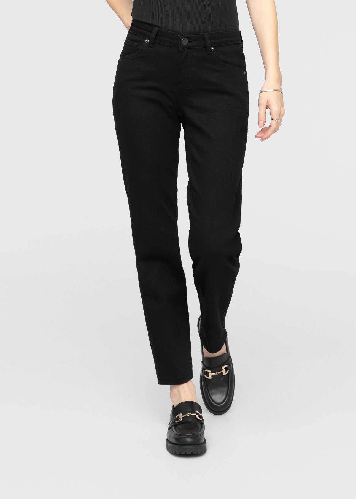 women's black relaxed fit stretch mid rise jeans front