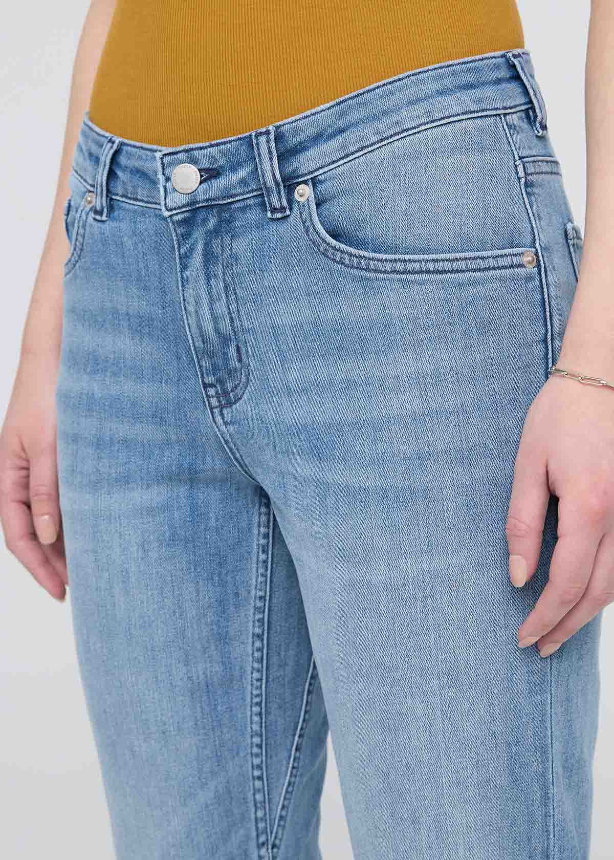 Women's Mid Rise Relaxed Fit Stretch Jeans - Main Image
