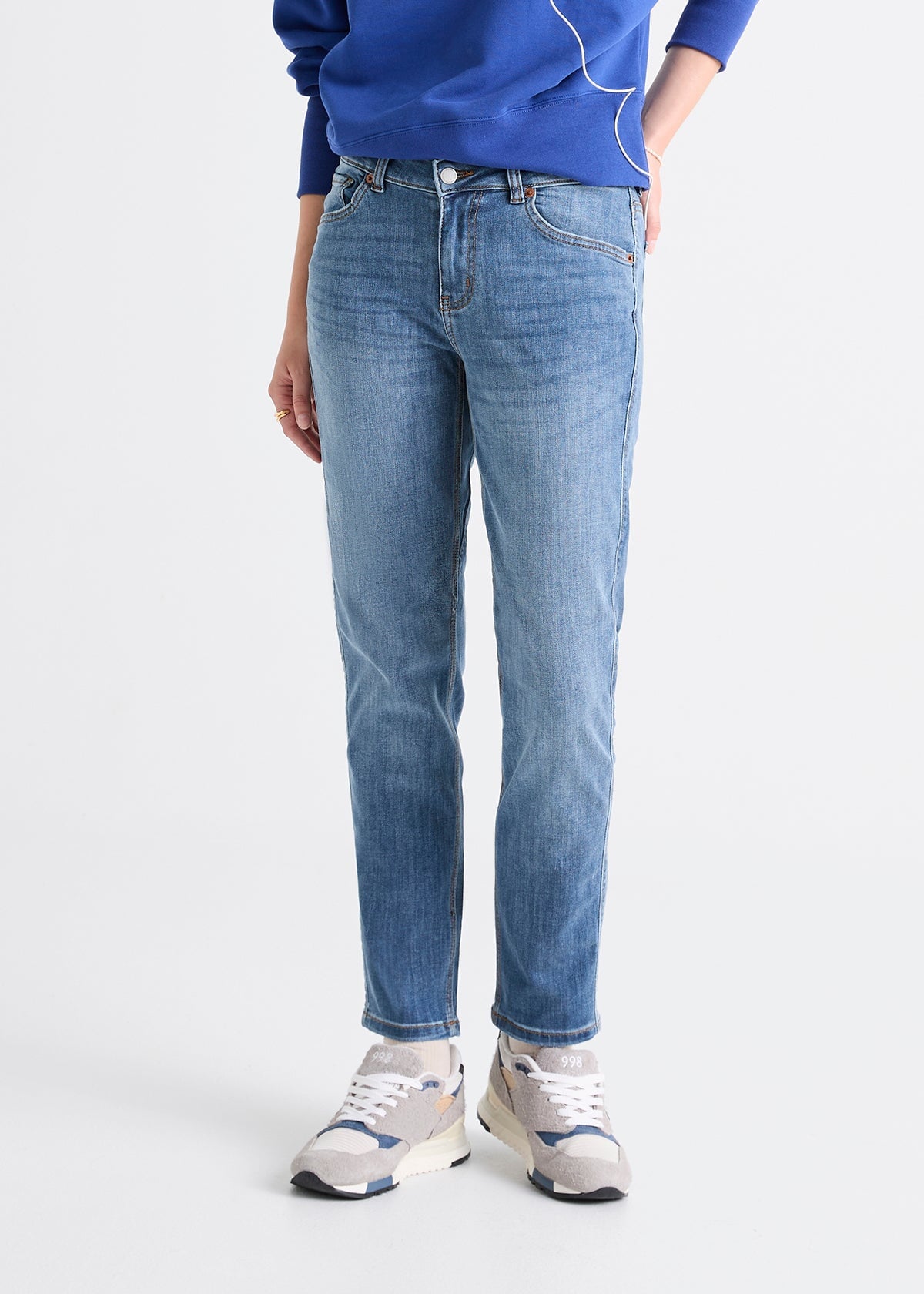 Relaxed Fit Stone Wash Stretch Jeans
