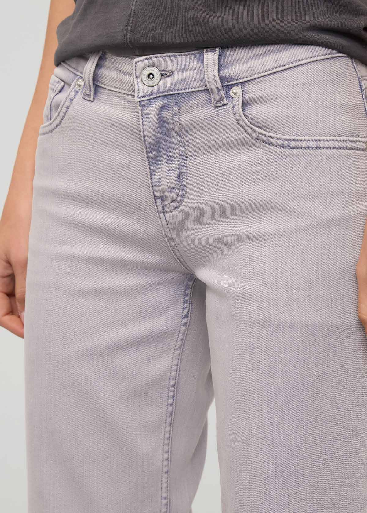 Performance Denim Mid Rise Straight - Quartz Fade