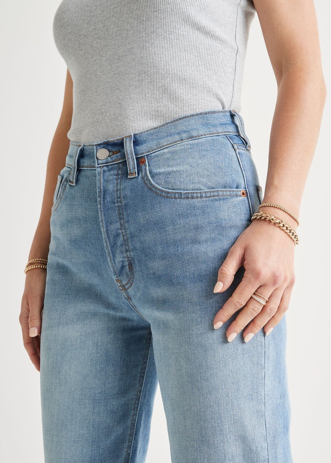 Women's Midweight Denim High Rise Arc Vintage Tint Jean Waist Detail