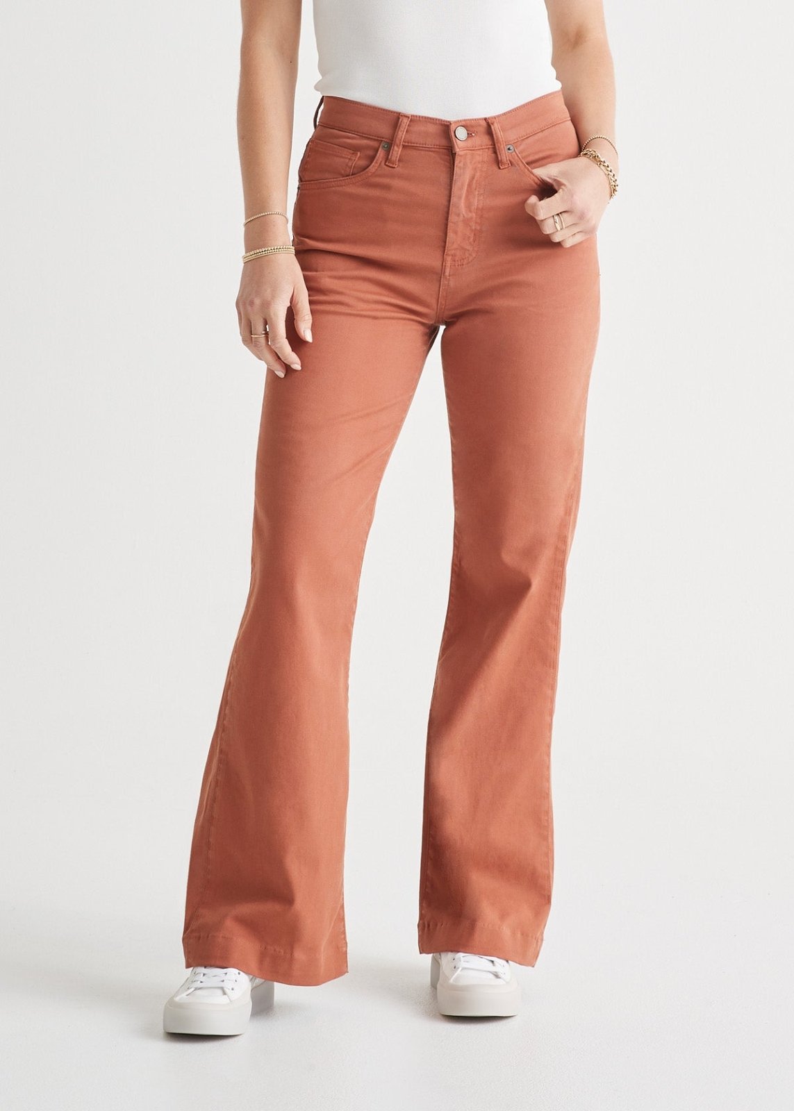 womens high rise rust lightweight wide leg pant front