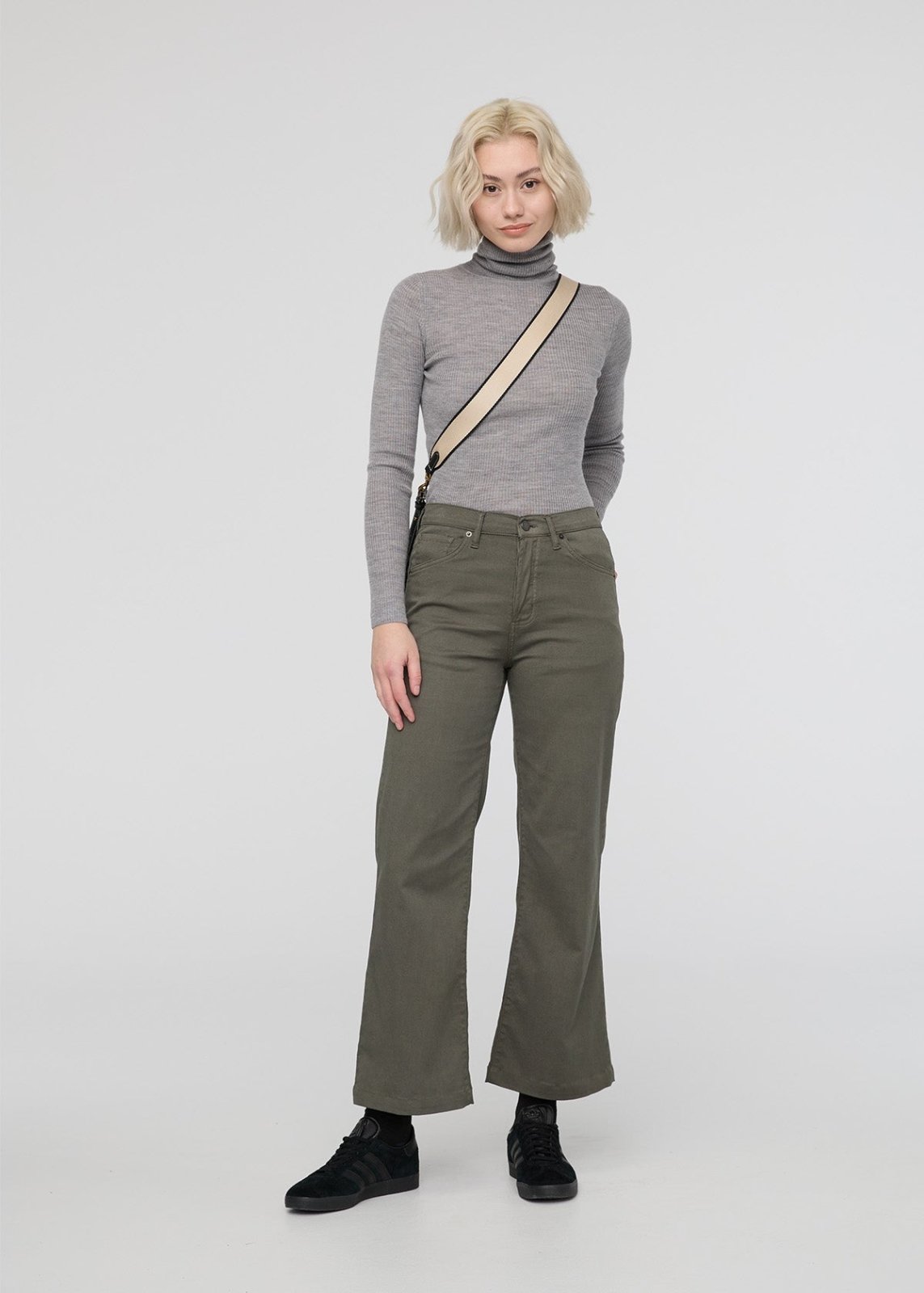 Women's High Rise Thyme Wide Leg Pant Full Body