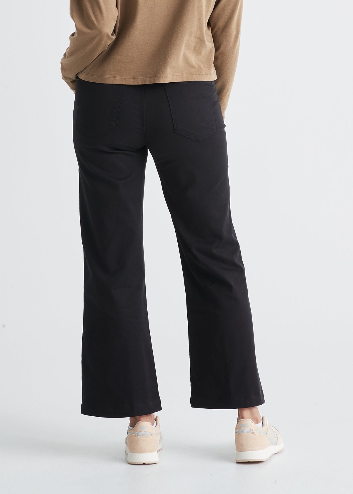Women's High Rise Black Wide Leg Pant Back
