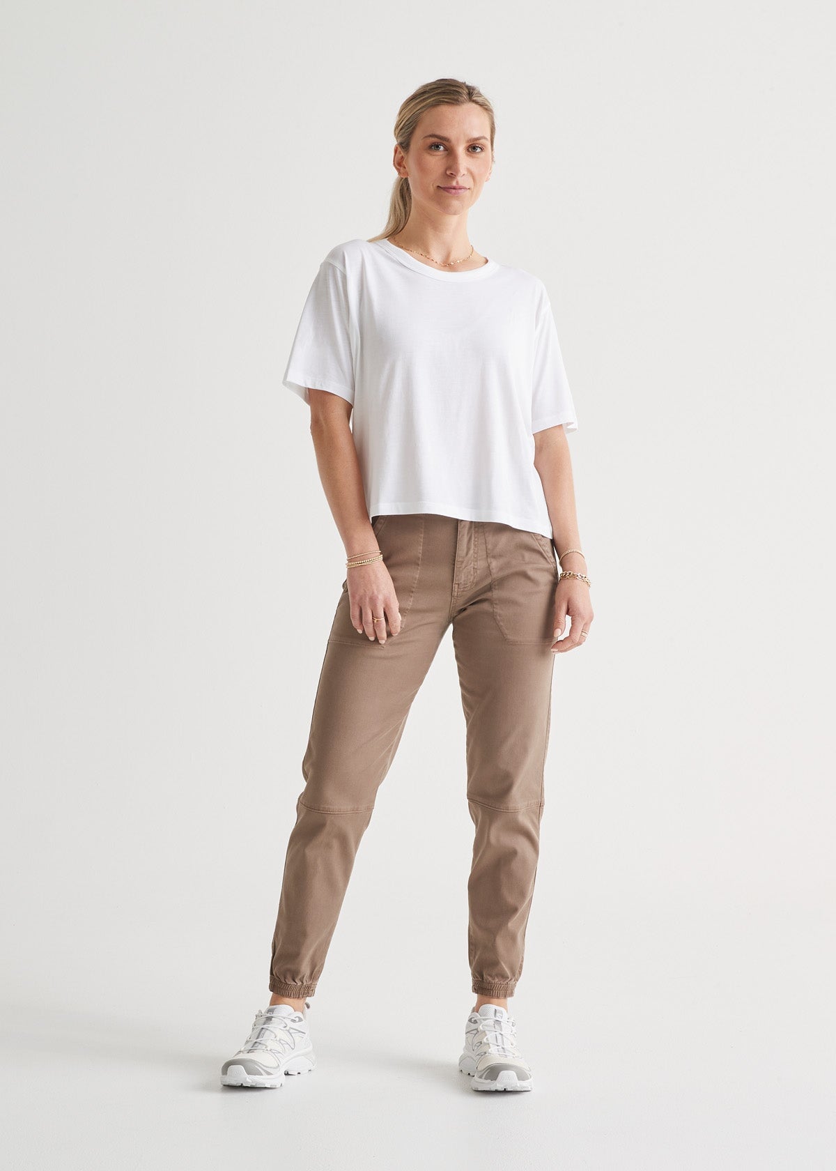 Women's Stretch Woven Cargo Pants 27 - All In Motion™ Light Beige