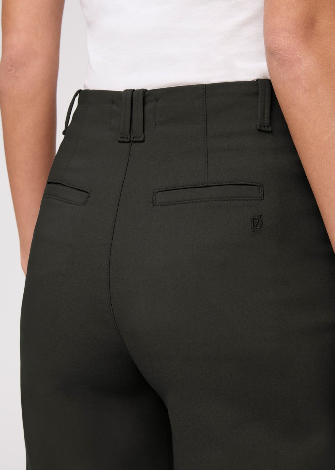 Women's Evergreen High Rise Wide-Leg Trouser back detail