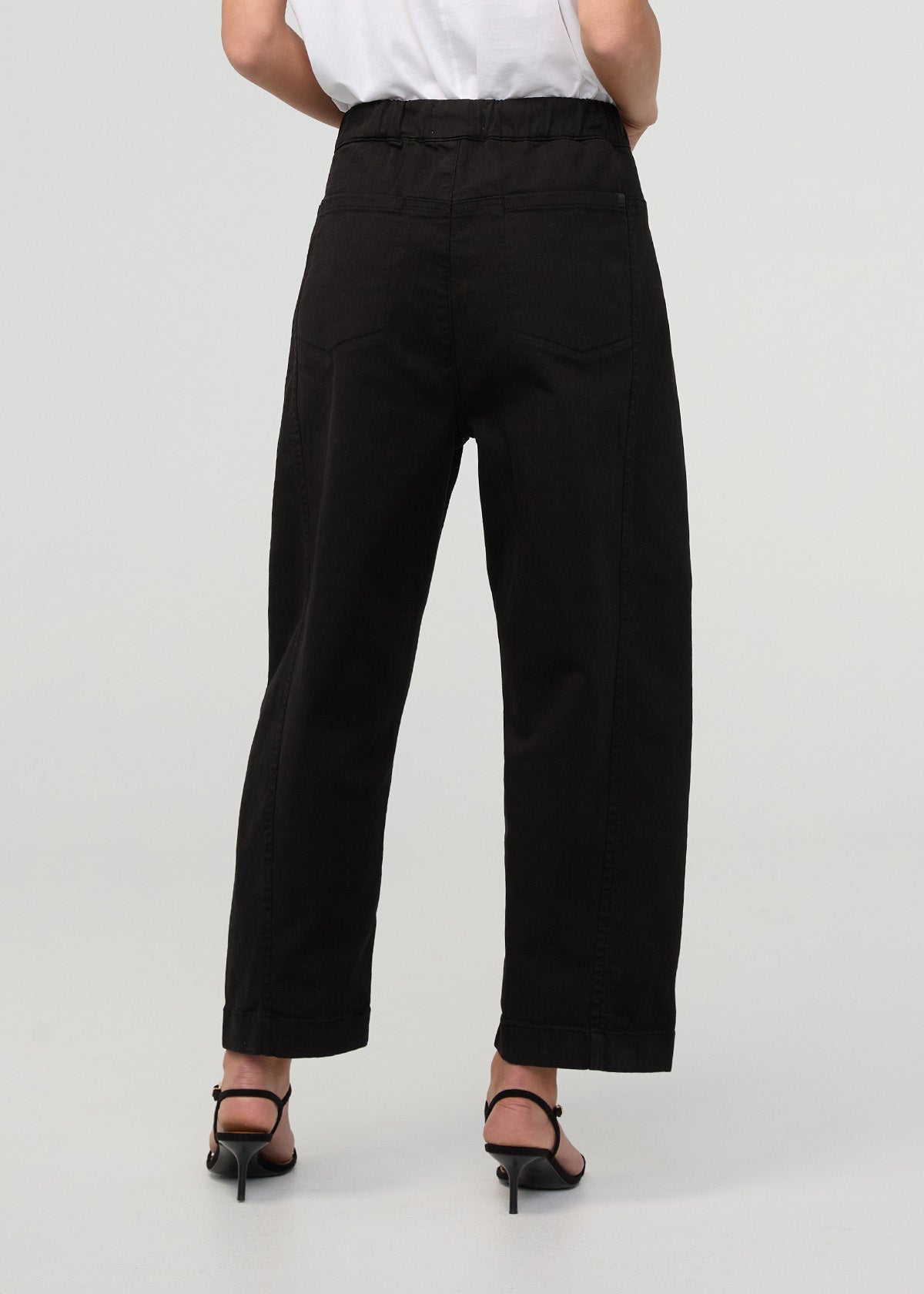 Women's Black Barrel Pull On Pant back pocket