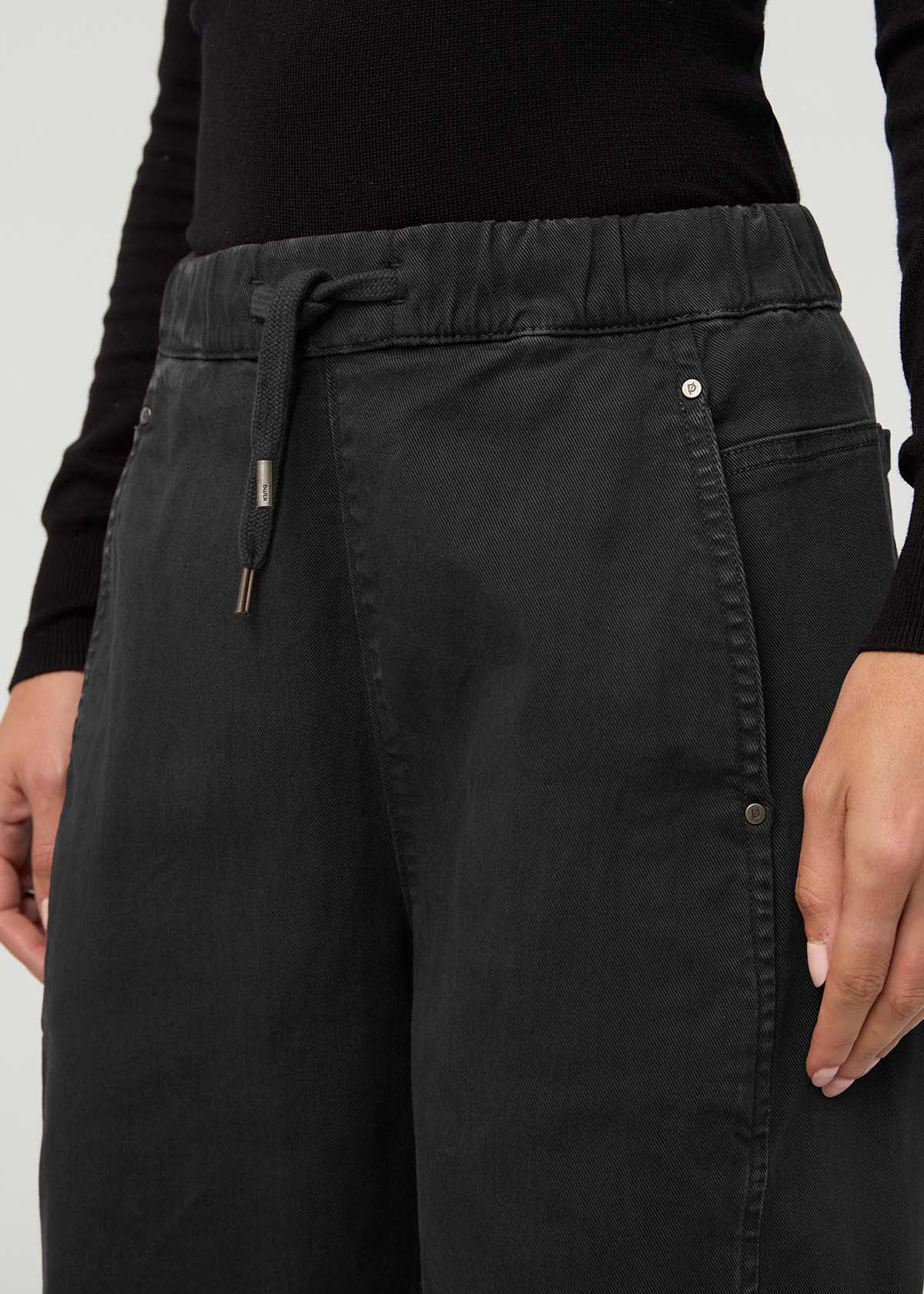 Women's Black Barrel Pull On Pant front waist band detail
