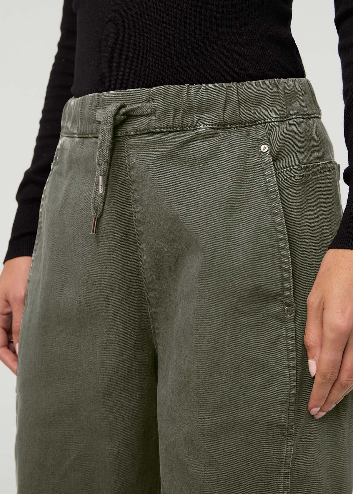 Women's Thyme Barrel Pull On Pant front waistband detail