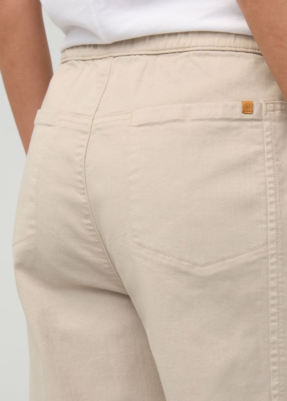 Women's Sandstone Barrel Pull On Pant back pocket detail