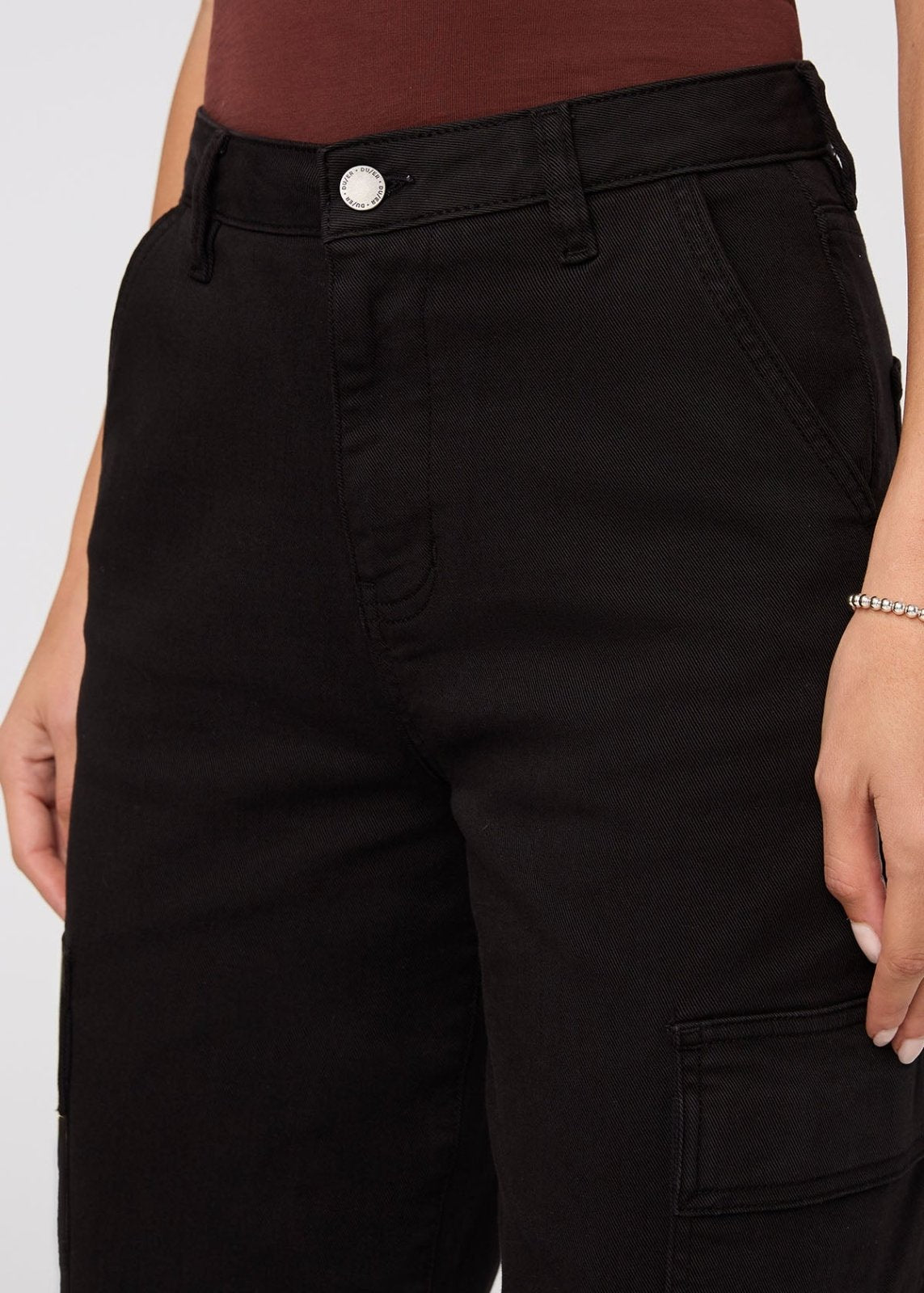 Women's Black High Rise Twill Cargo Pants waist detail