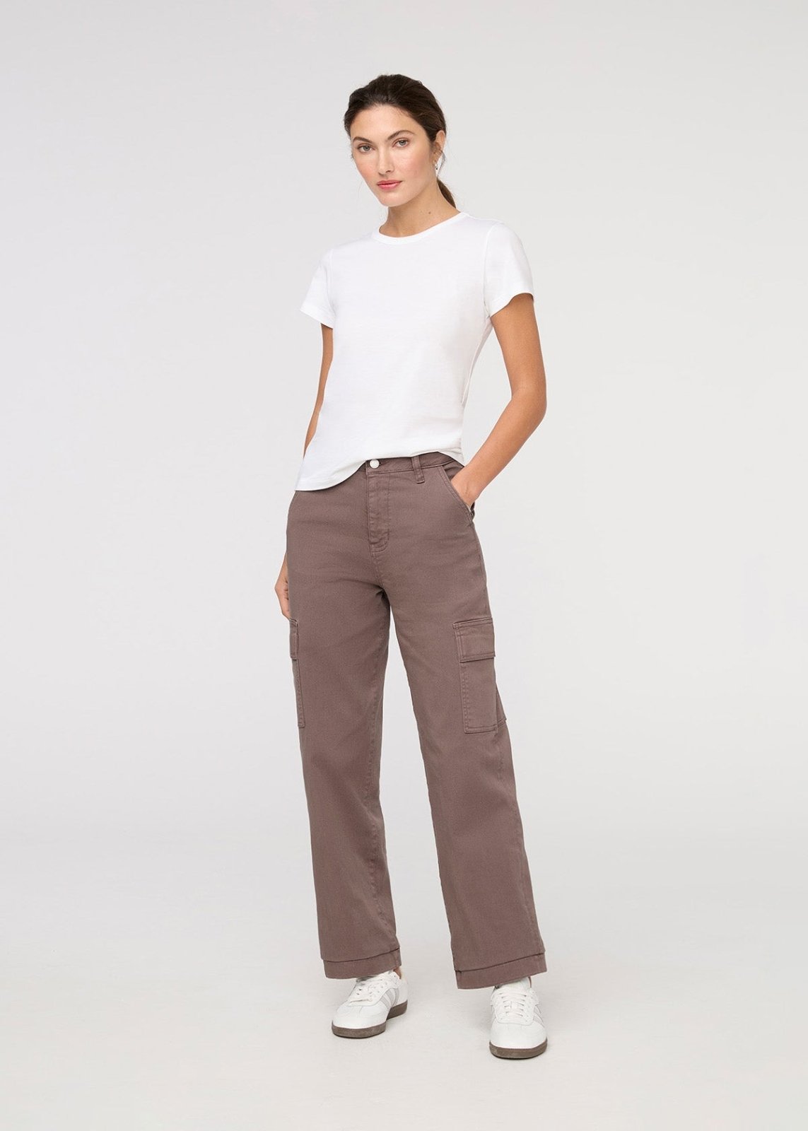 Women's Claystone Twill Cargo Pants Full Body