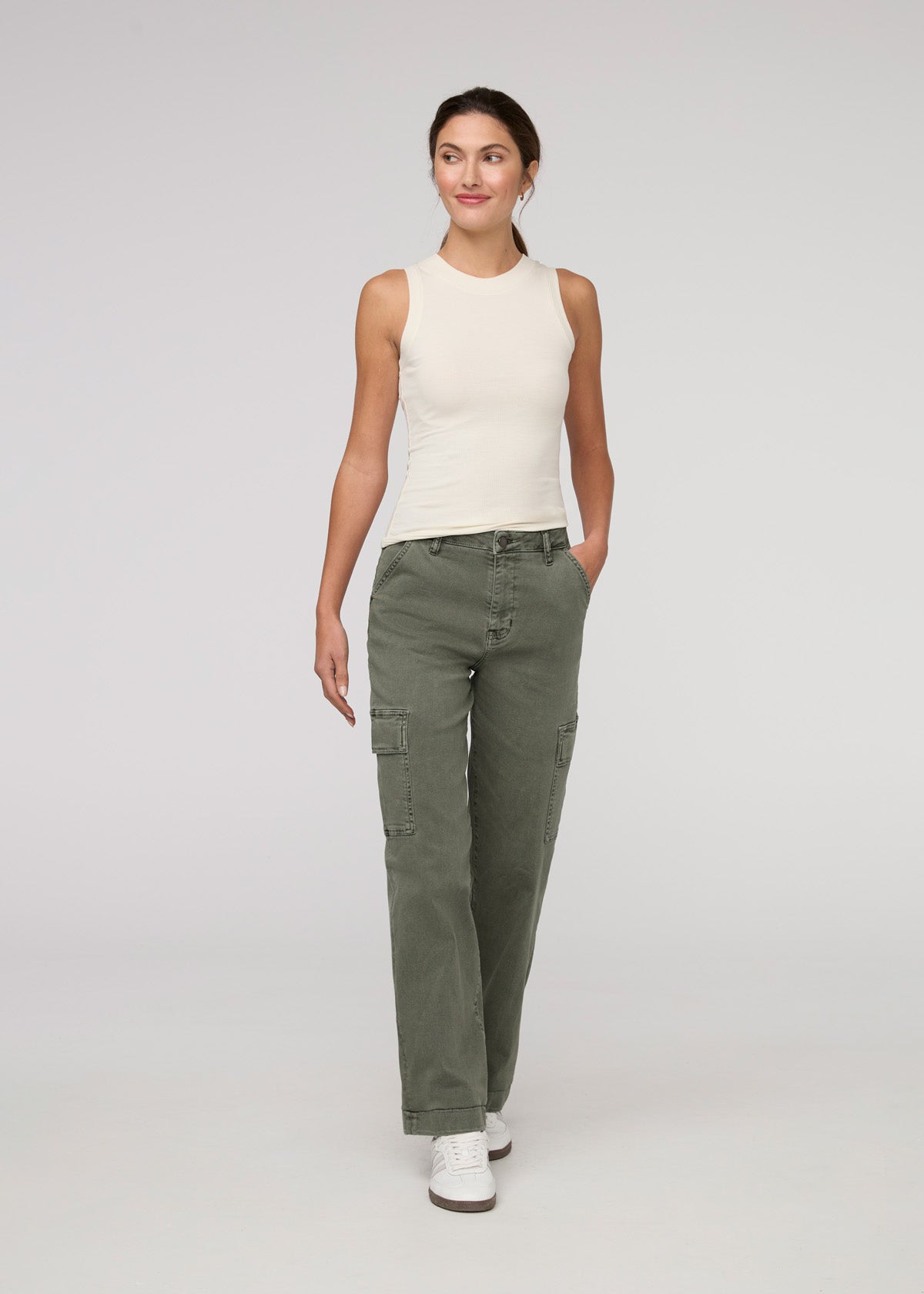 women's thyme high rise twill cargo pants full body