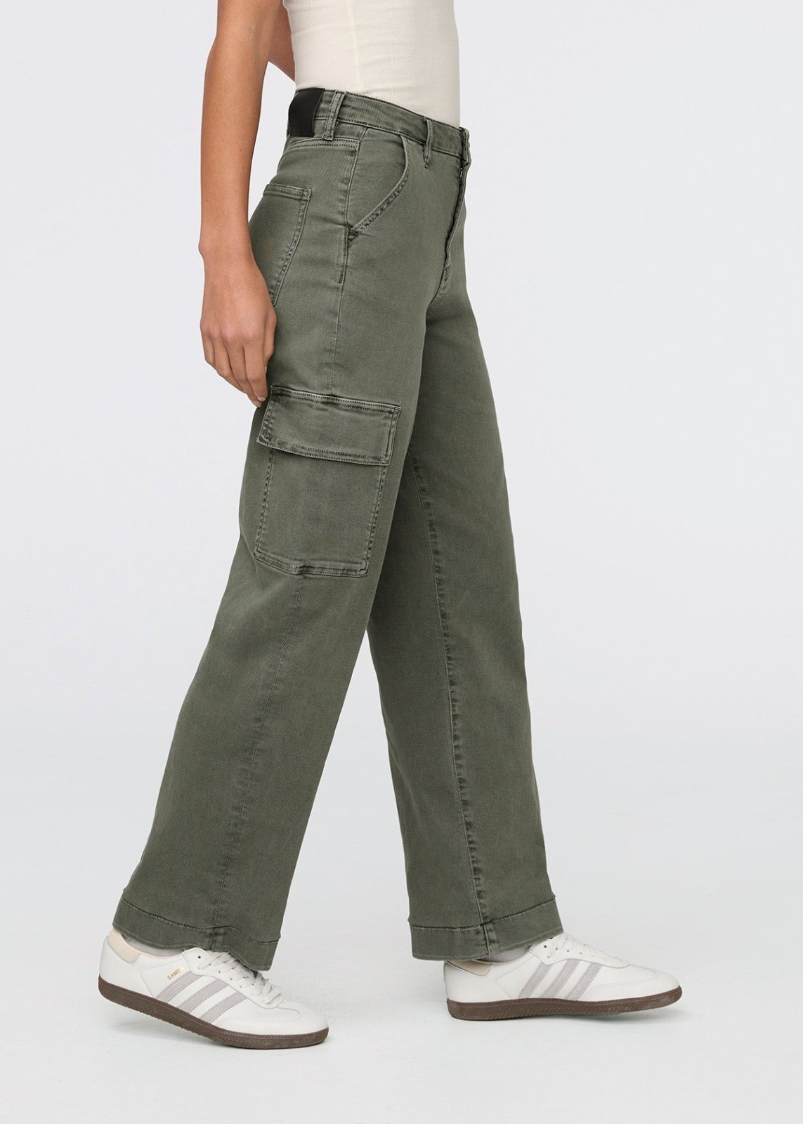 women's thyme high rise twill cargo pants side