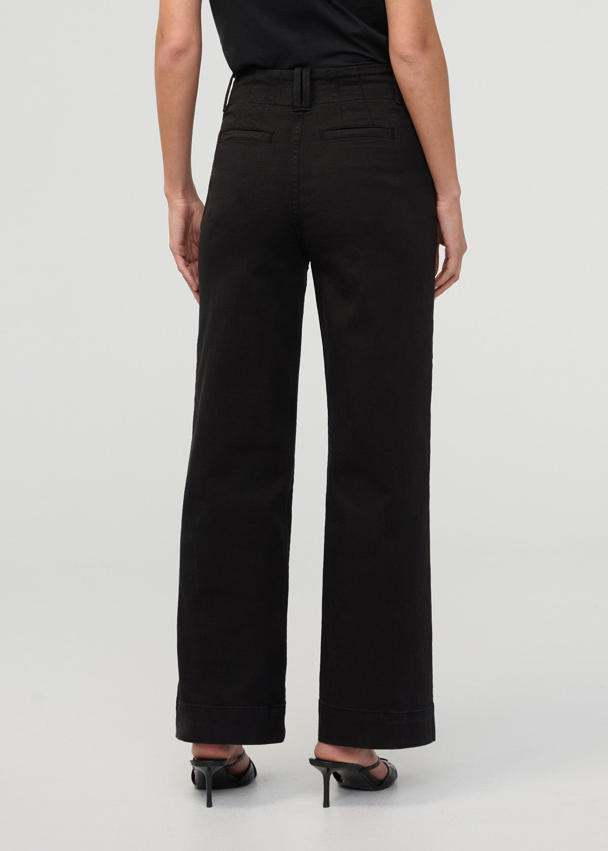 women's black flextwill high rise trouser back