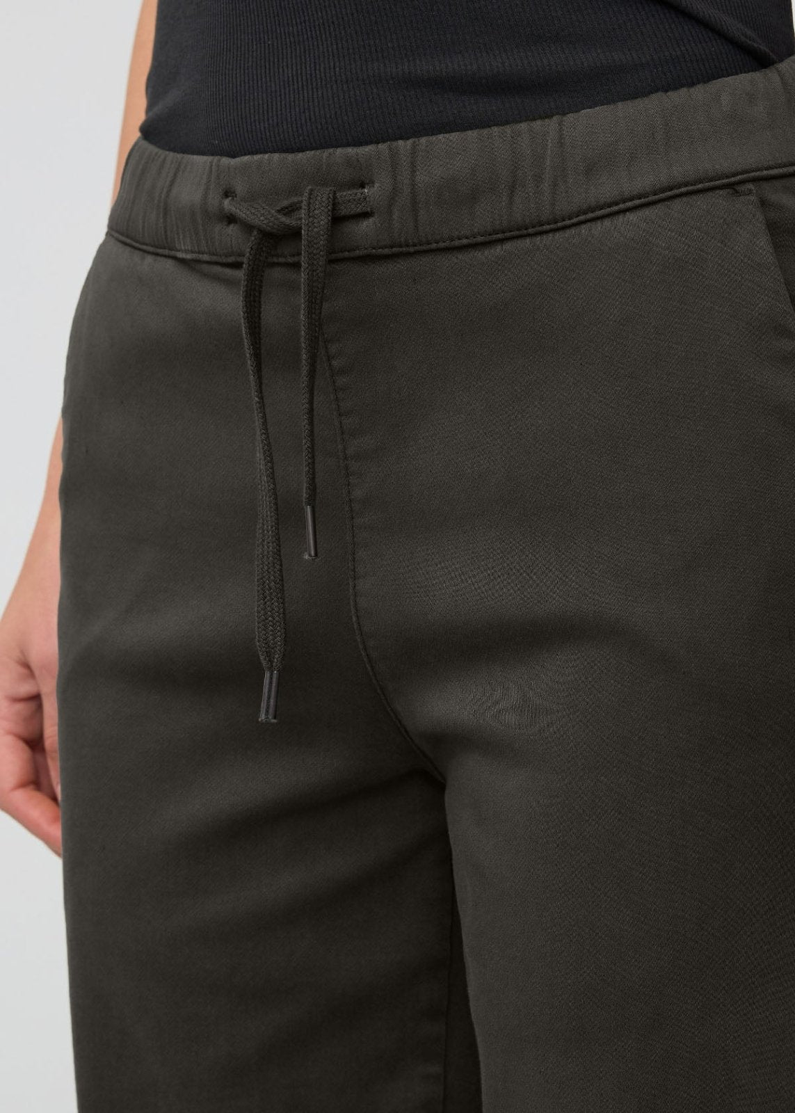 Women's Evergreen Wide Leg Sweatpants waist detail