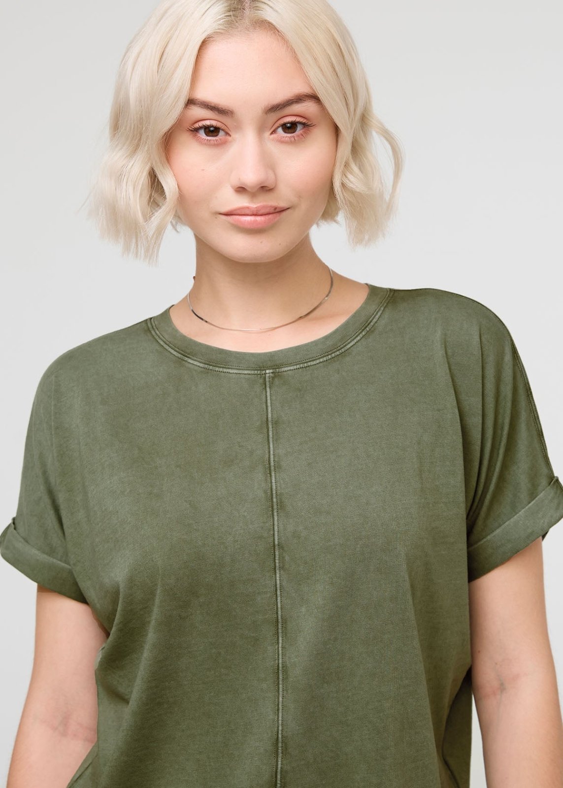 womens vintage green 100% pima cotton t-shirt front detail