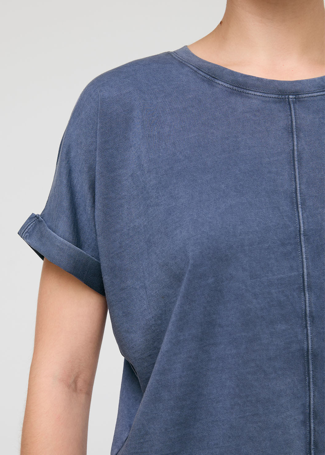 womens vintage blue 100% pima cotton t-shirt sleeve