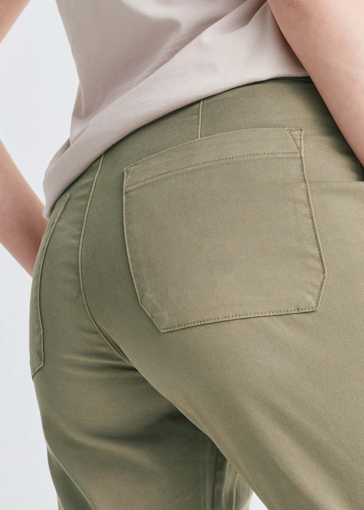 womens high rise green athletic jogger back pocket detail