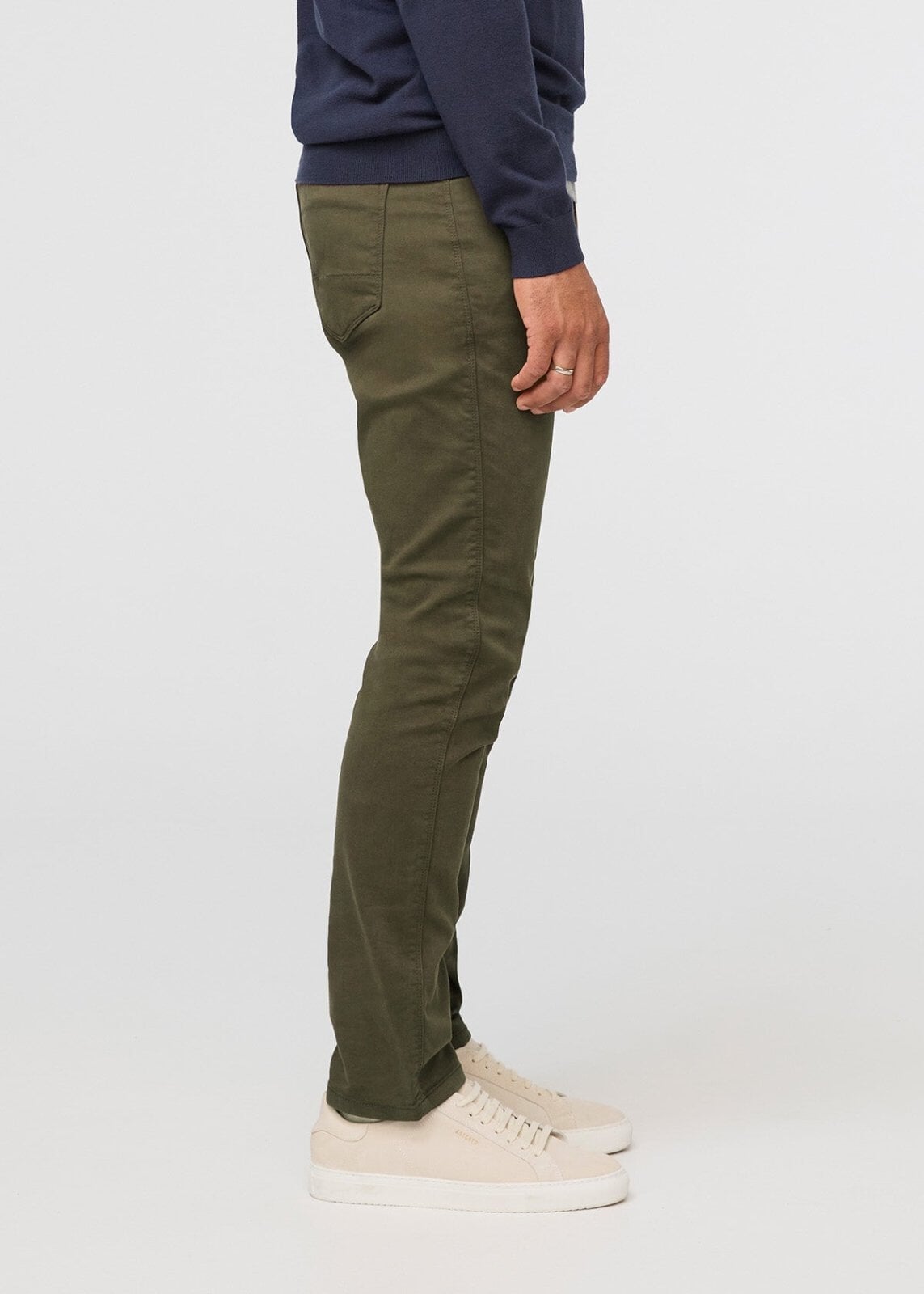 man wearing a army green Relaxed Fit Sweatpant side