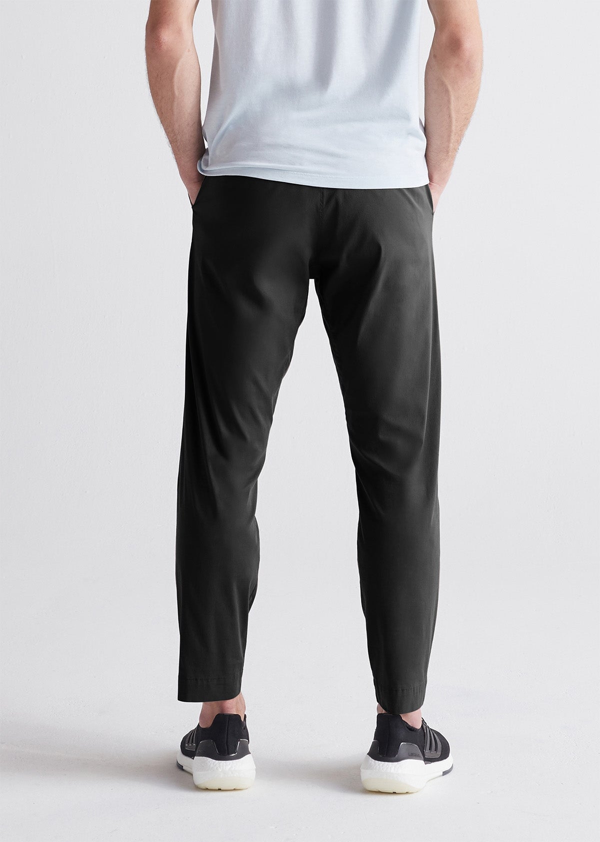 Lululemon Commission Pant Relaxed 34L, Men's Fashion, Bottoms, Trousers on  Carousell