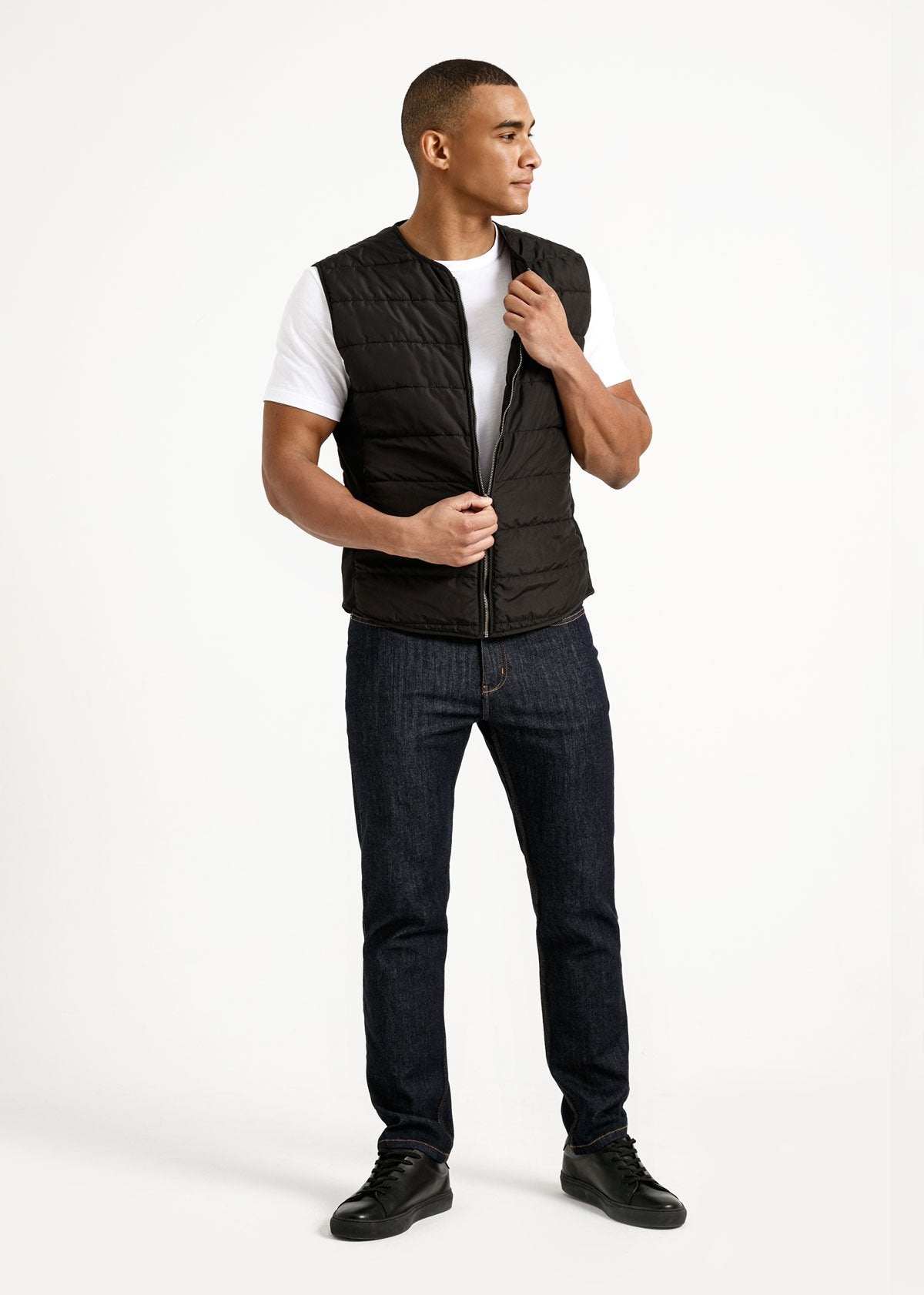 Men's Primaloft black warm vest fullbody front