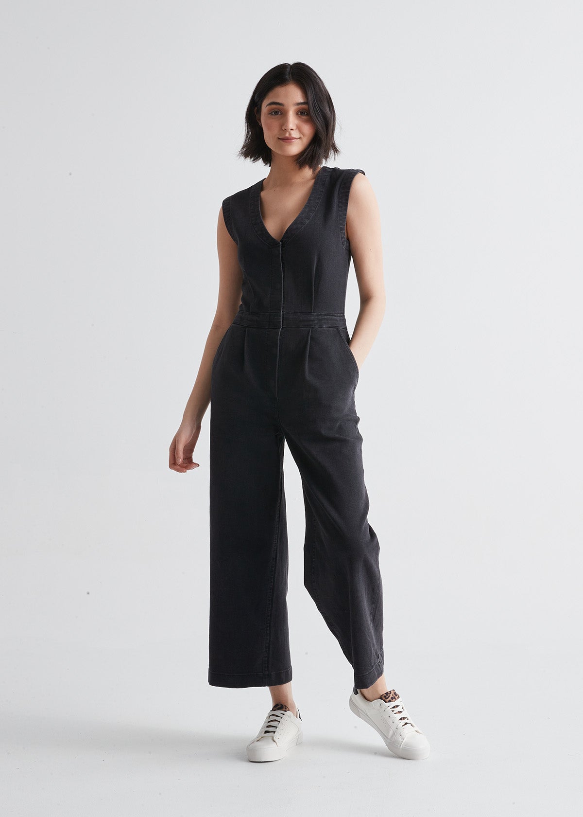 a new day, Pants & Jumpsuits, New Nwt Kick Flare Highest High Rise  Cropped Stretch Pants Womens Size 4 R