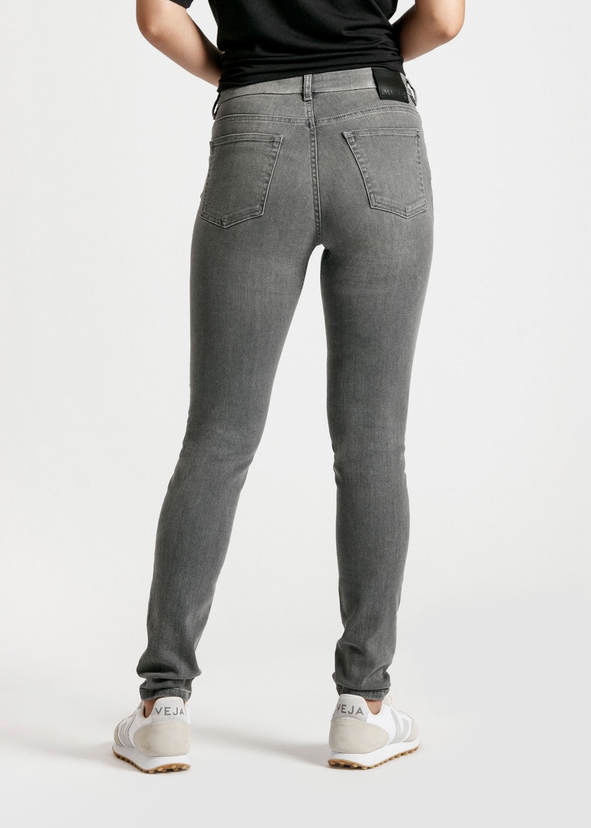 Crishtaliyo Super Skinny Women Grey Jeans - Buy Crishtaliyo Super Skinny Women  Grey Jeans Online at Best Prices in India | Flipkart.com