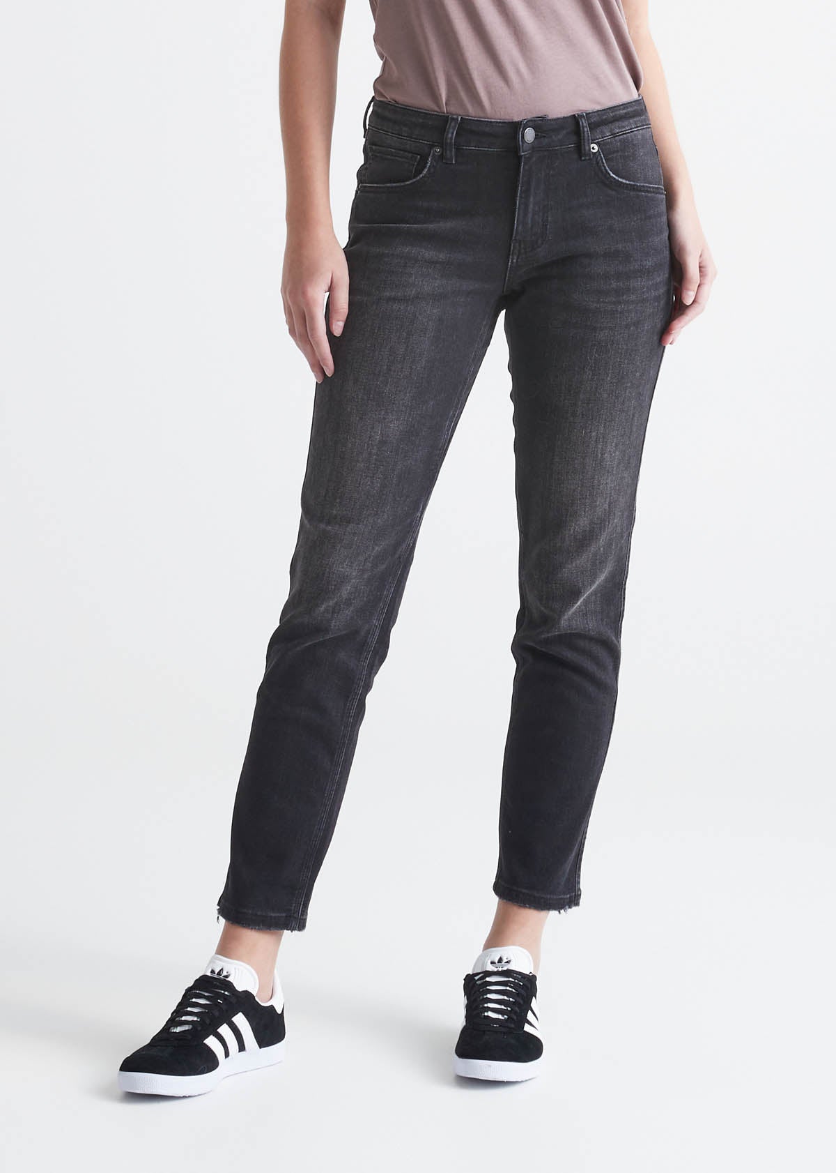 Women's Relaxed Fit Vintage Black Stretch Jeans
