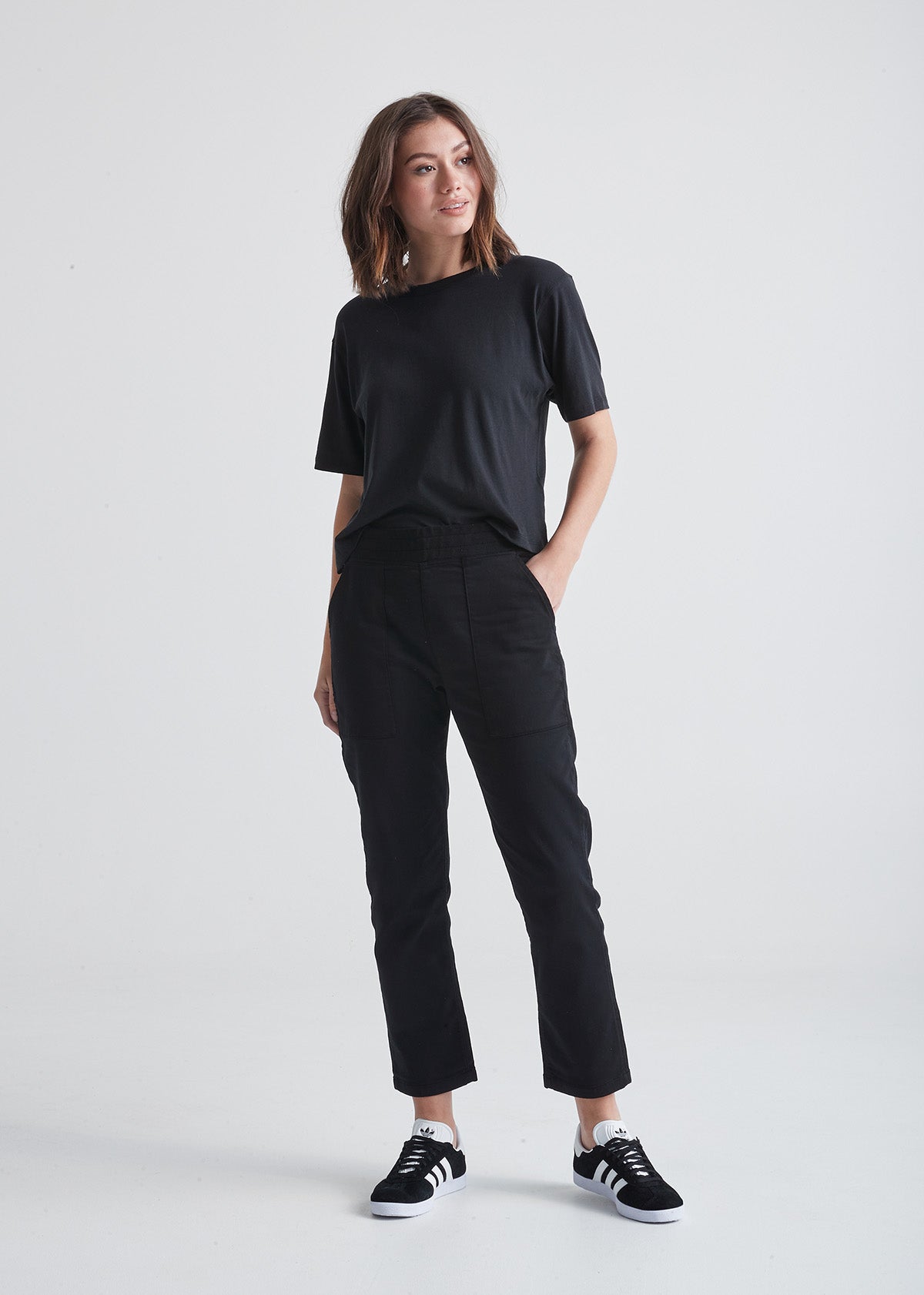 Women's Black Crop Sweatpant Full Body